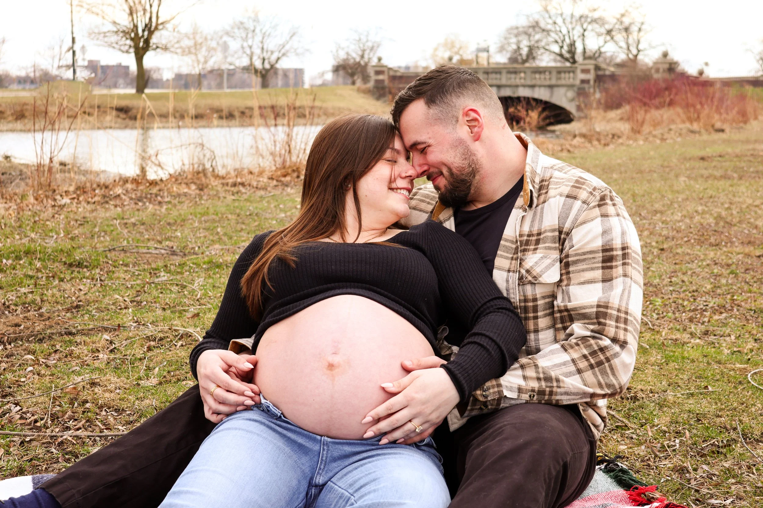 2026-3-21 Larissa & Kyle Maternity-44.jpg