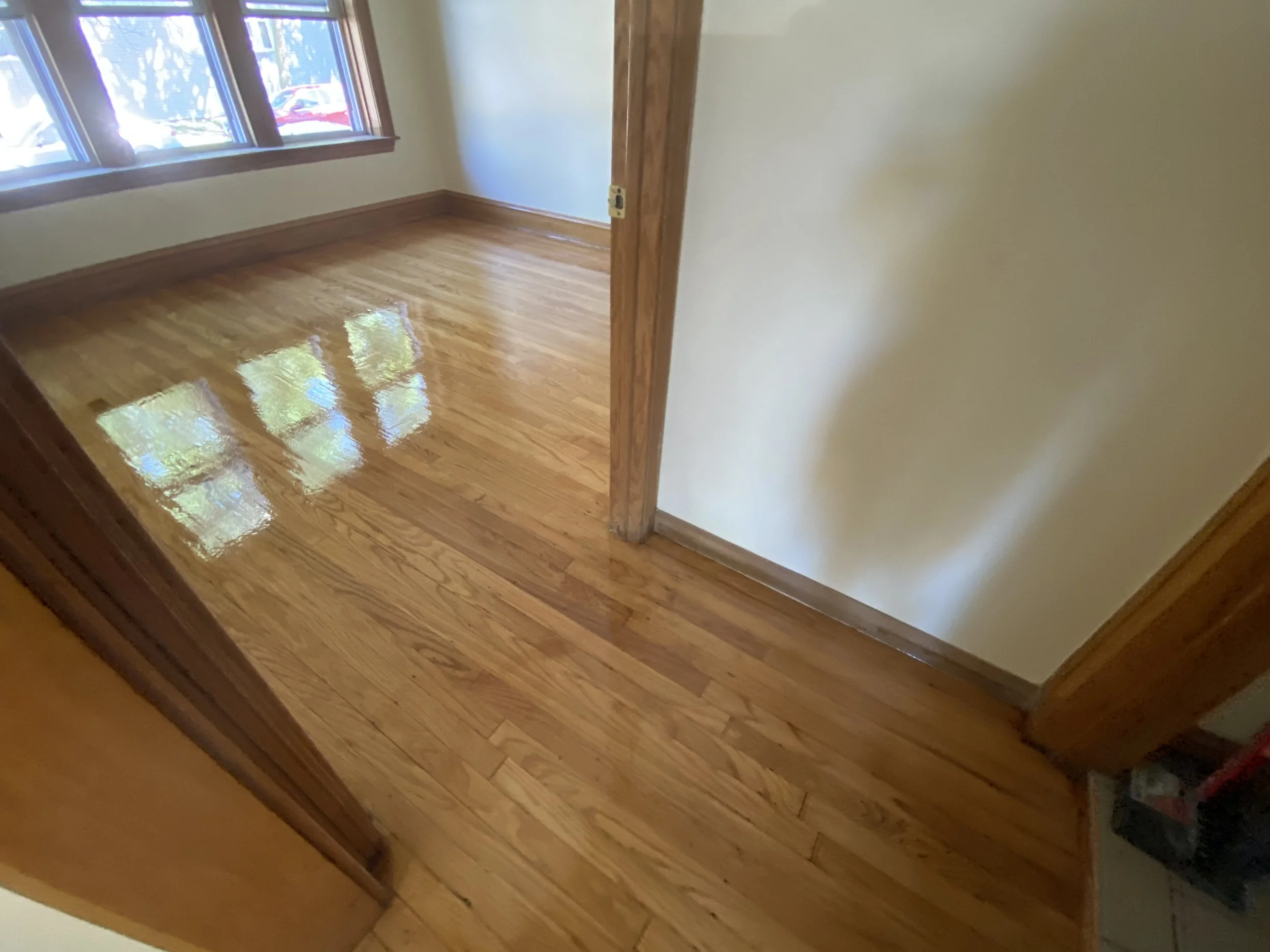 Refinished hardwood flooring in Volo, IL by Cristian Maxin Flooring