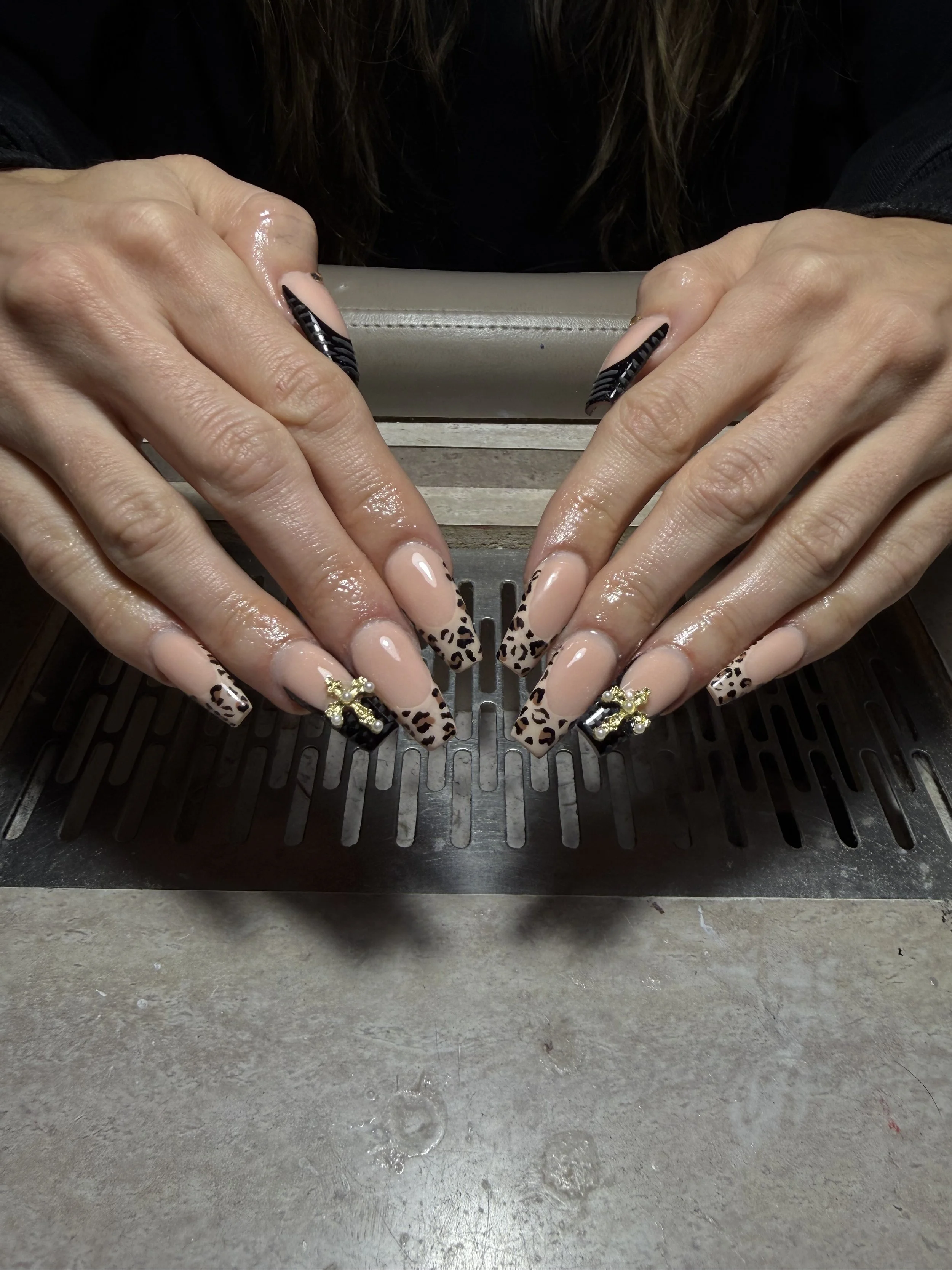 Acrylic Set - Leopard Print