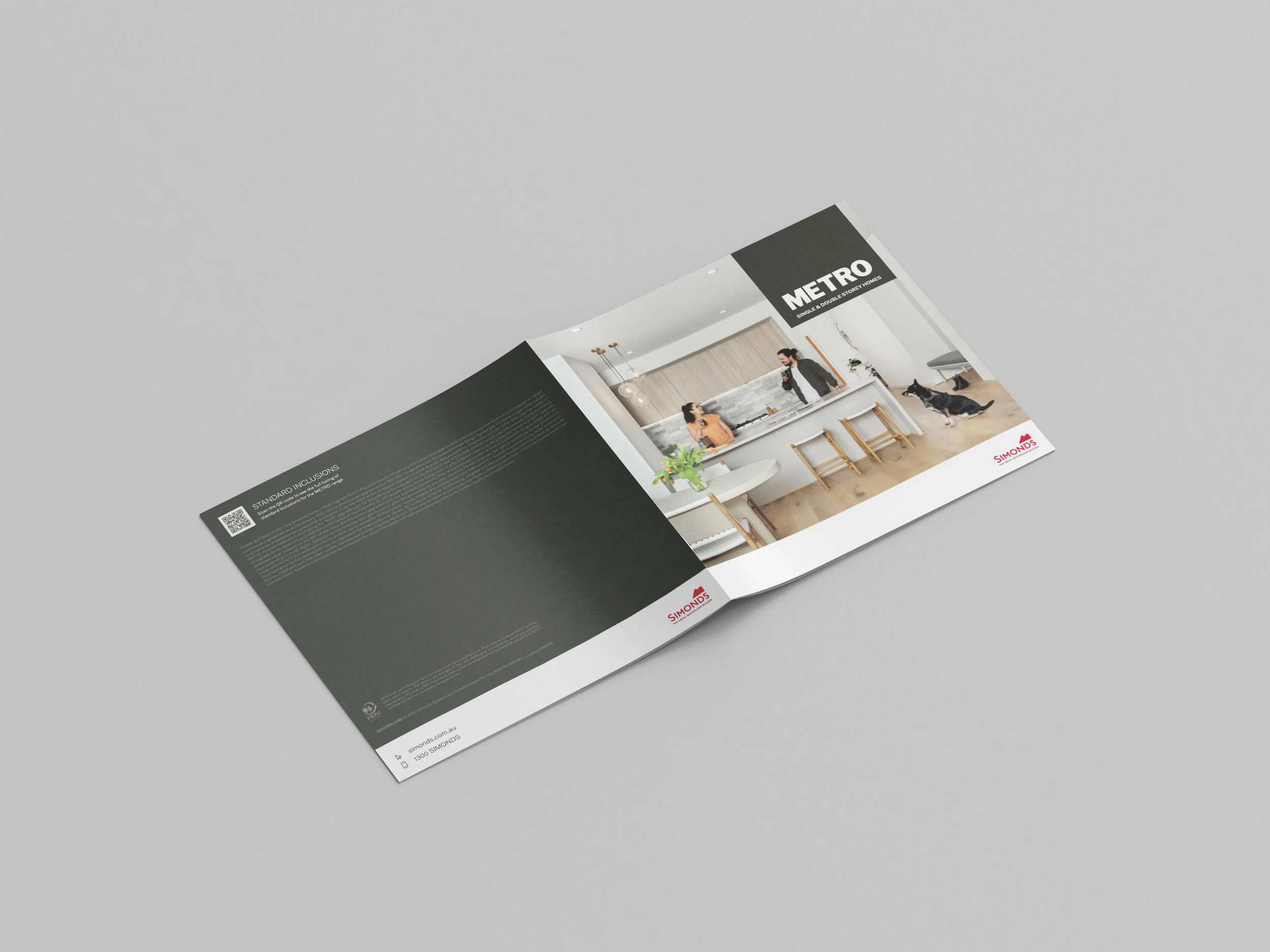 Free_Square_Brochure_Mockup_8_METRO.jpg