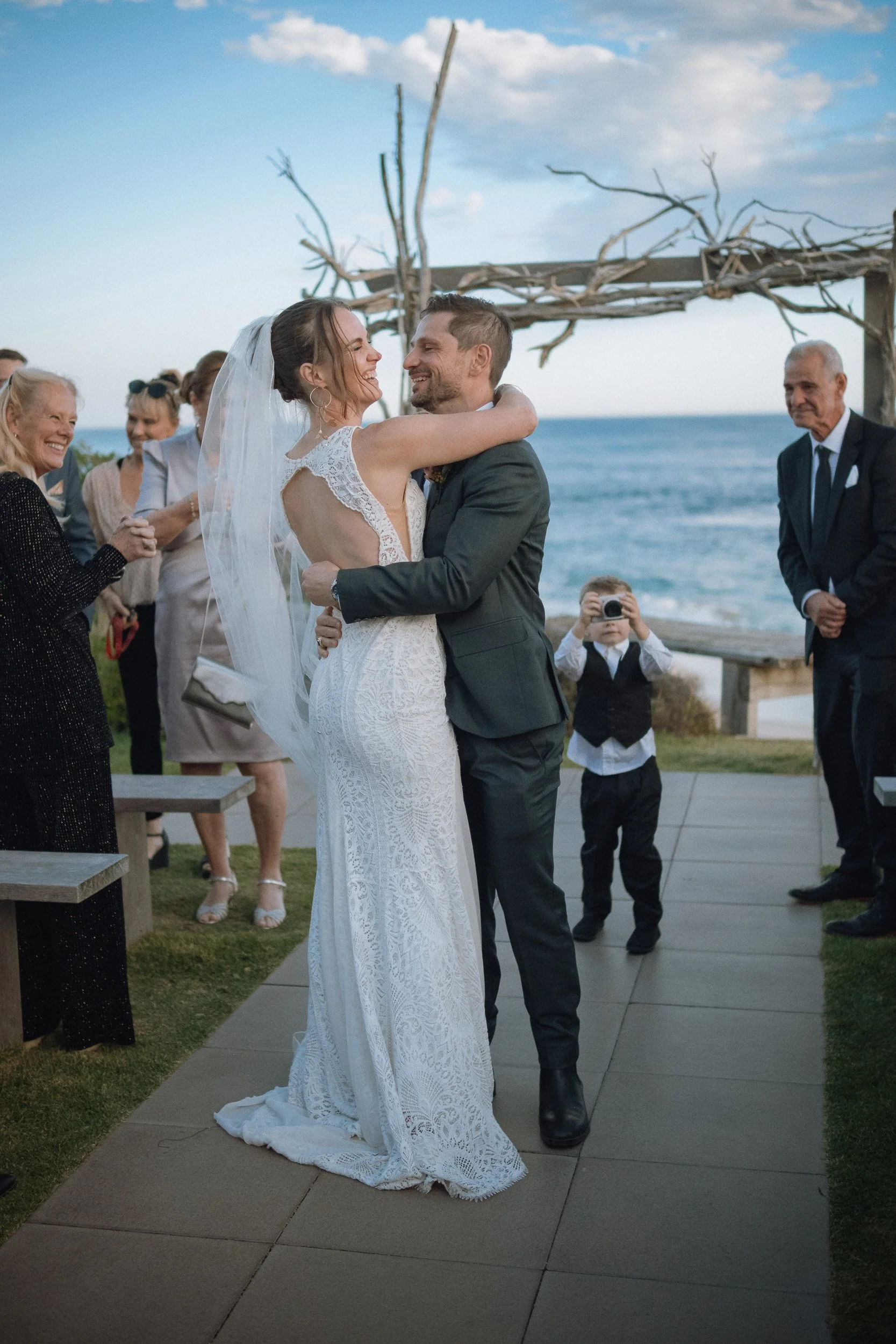 sorrento-wedding-photographer-gurvinder-nirmaan-42.jpg