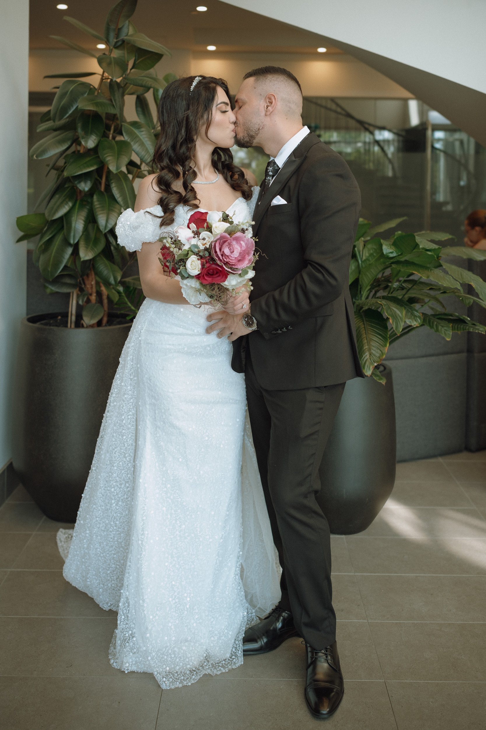 melbourne-cbd-elopement-parliament-fitzroy-gardens-gurvinder-nirmaan-photography-42.jpg