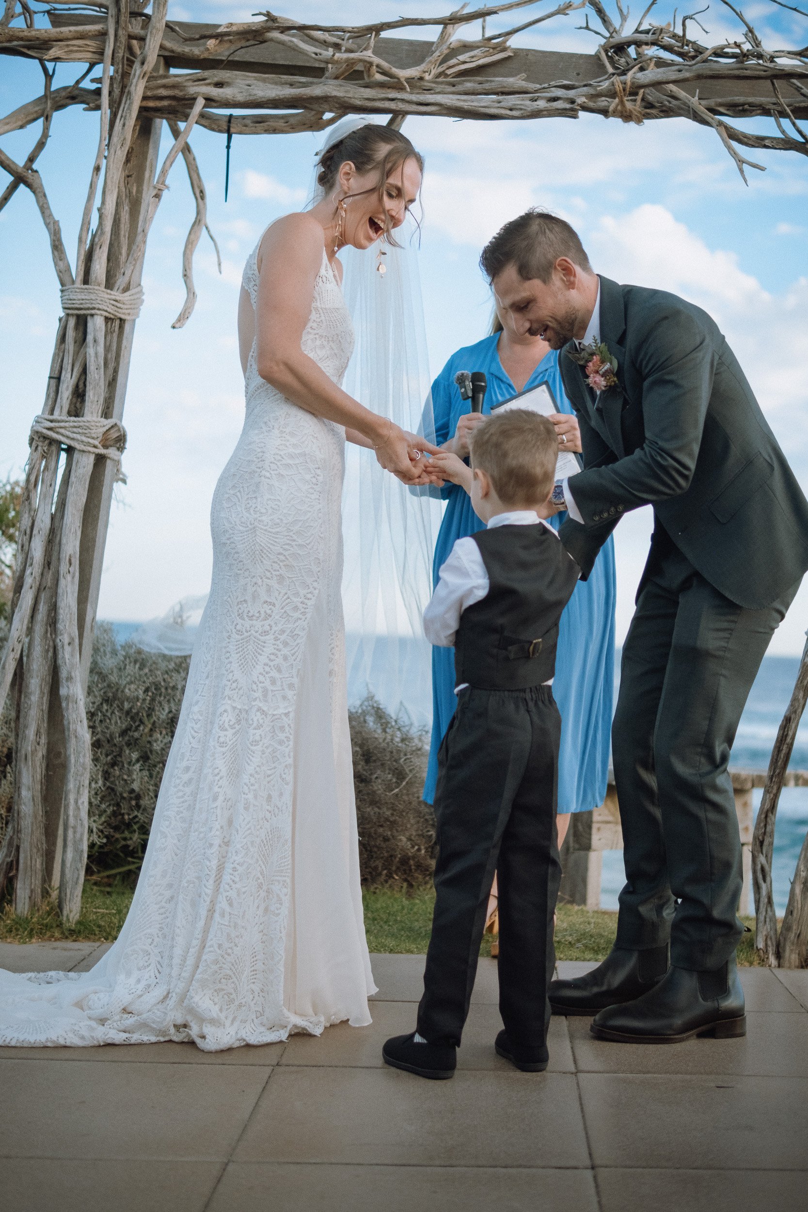 sorrento-wedding-photographer-gurvinder-nirmaan-37.jpg