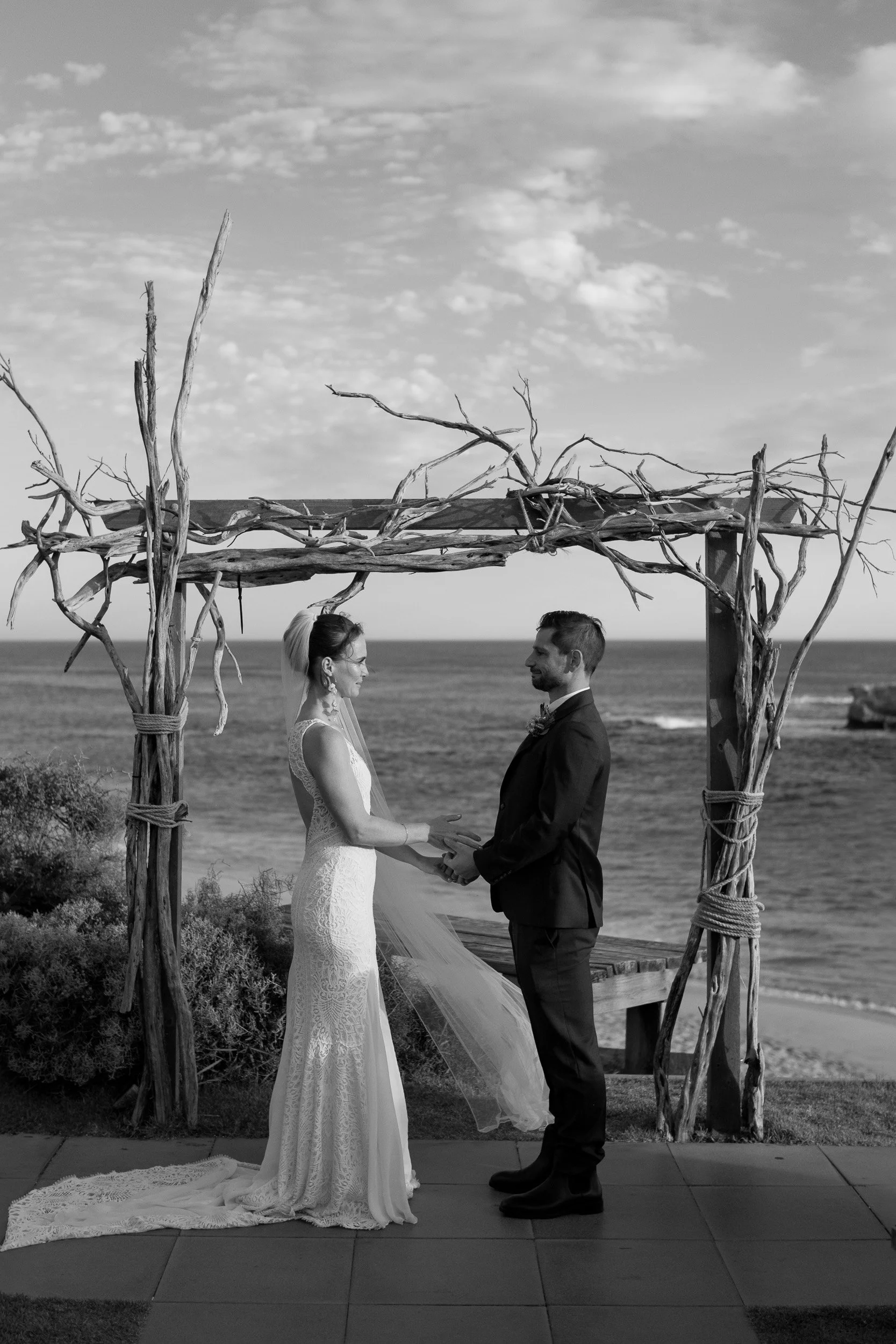 sorrento-wedding-photographer-gurvinder-nirmaan-35.jpg
