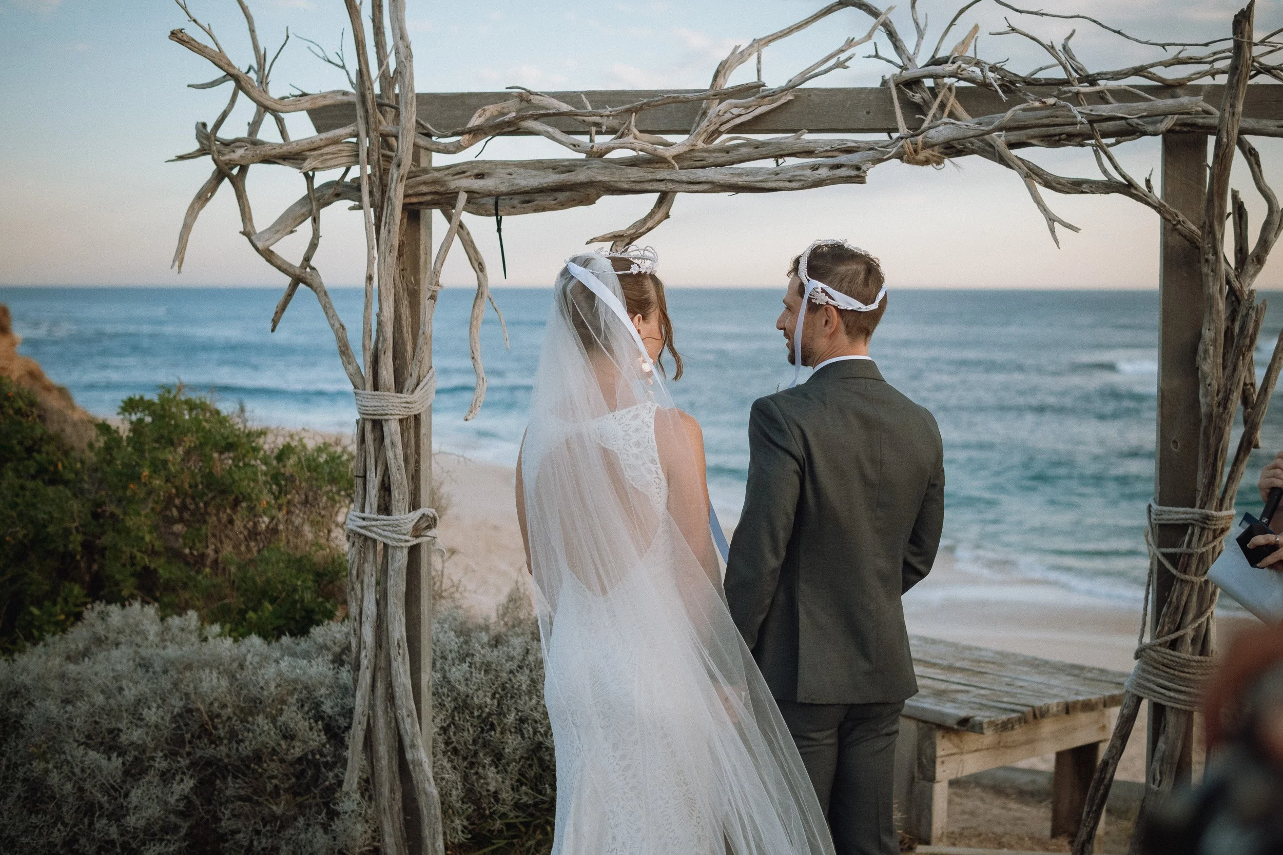 sorrento-wedding-photographer-gurvinder-nirmaan-40.jpg