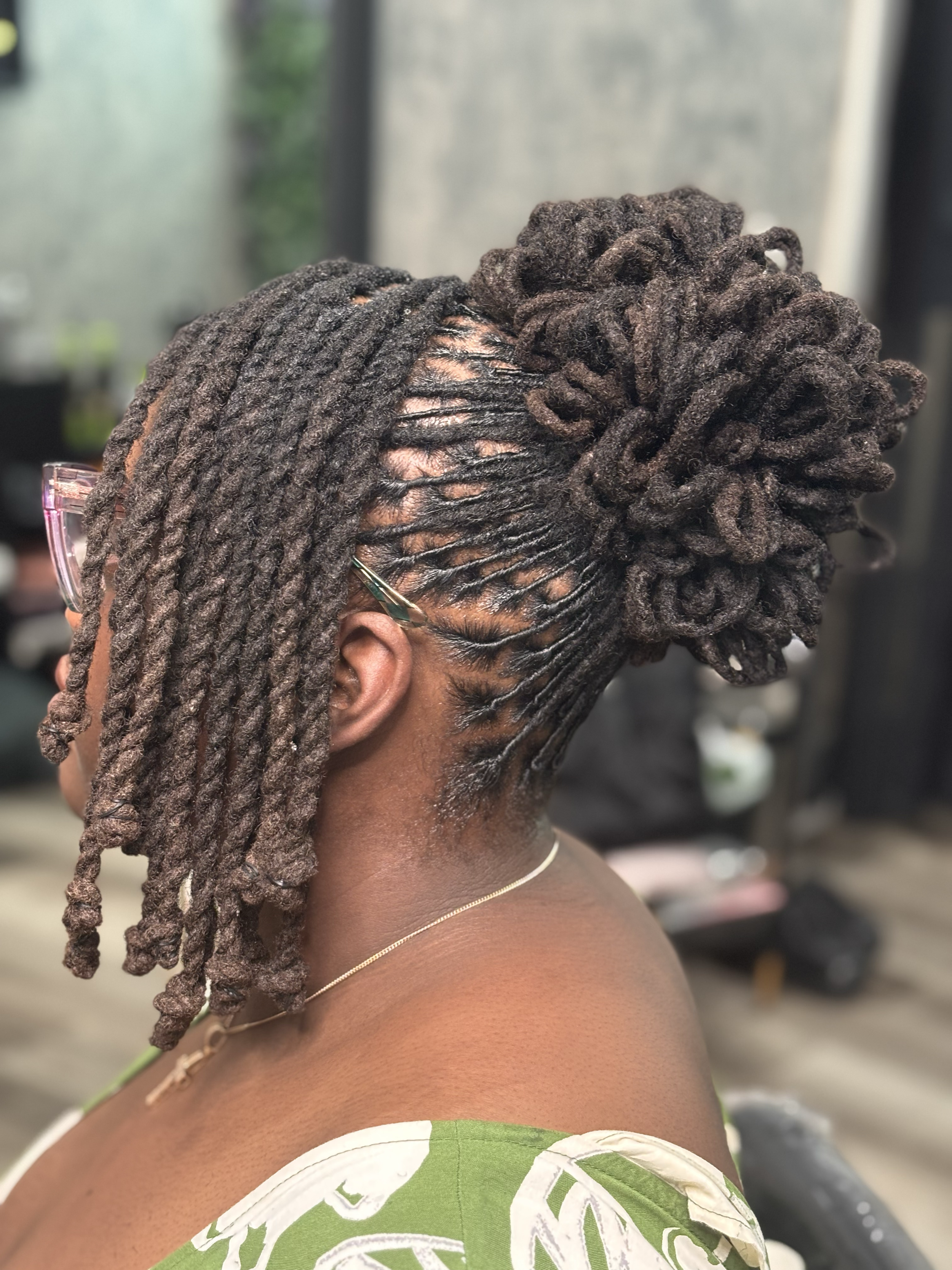 Loc Petals