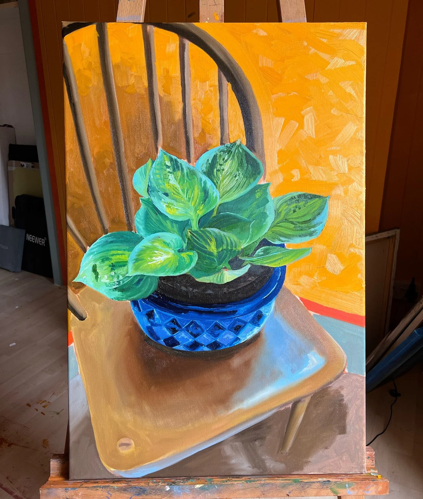Today marks my last child free day before maternity leave ends this week. Where has the last year gone? I took the opportunity to work on the background of Pocket Full of Sunshine. When I set up the composition for this painting, I wanted to make sur