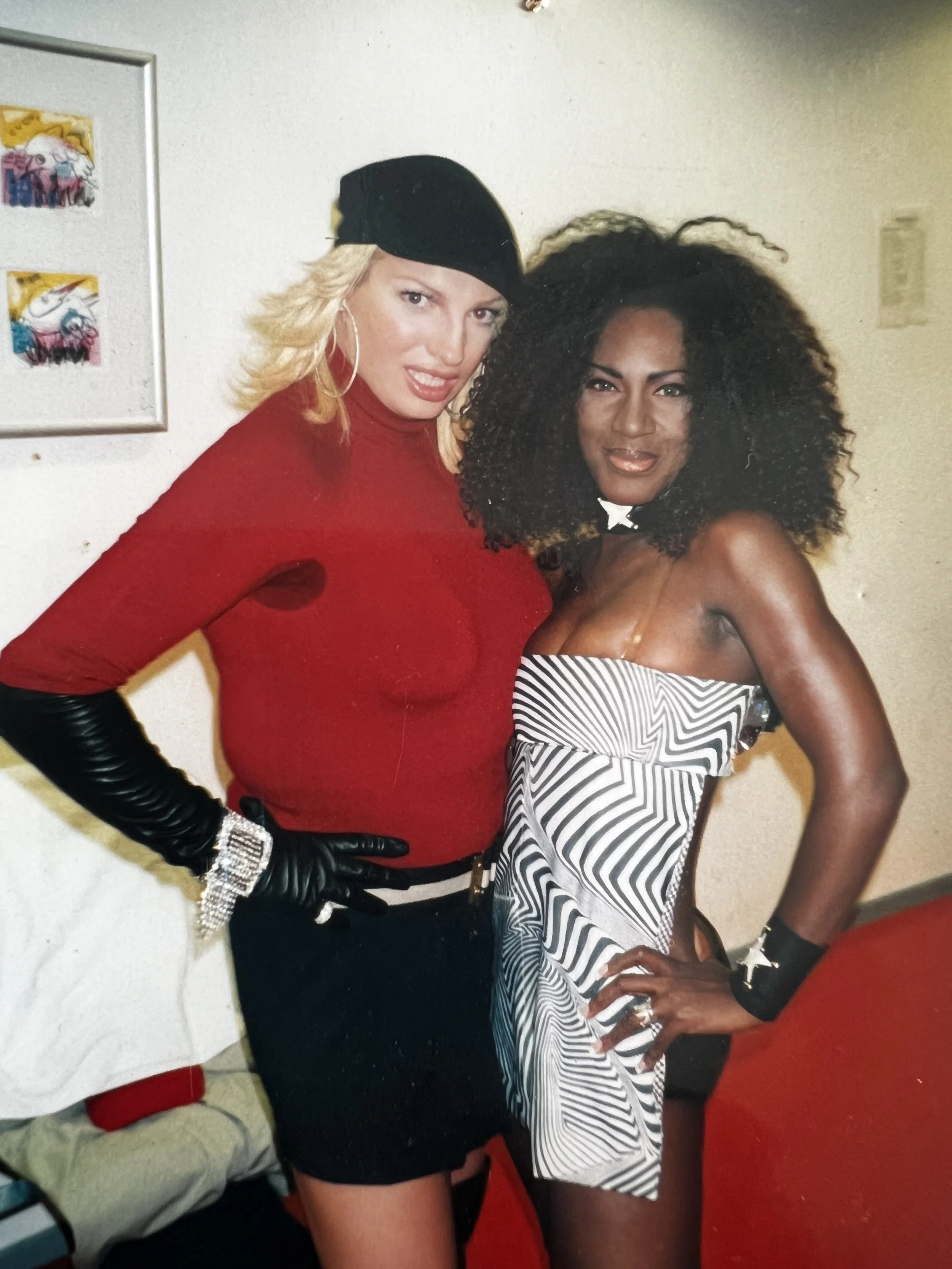 MayDay Dutch Drag Queen & Jackie Sangster backstage