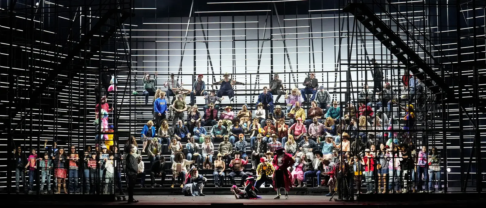 carmen-1600x685-3.webp