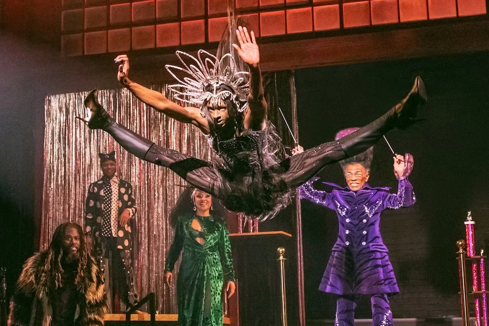 cats-the-jellicle-ball-7.jpg