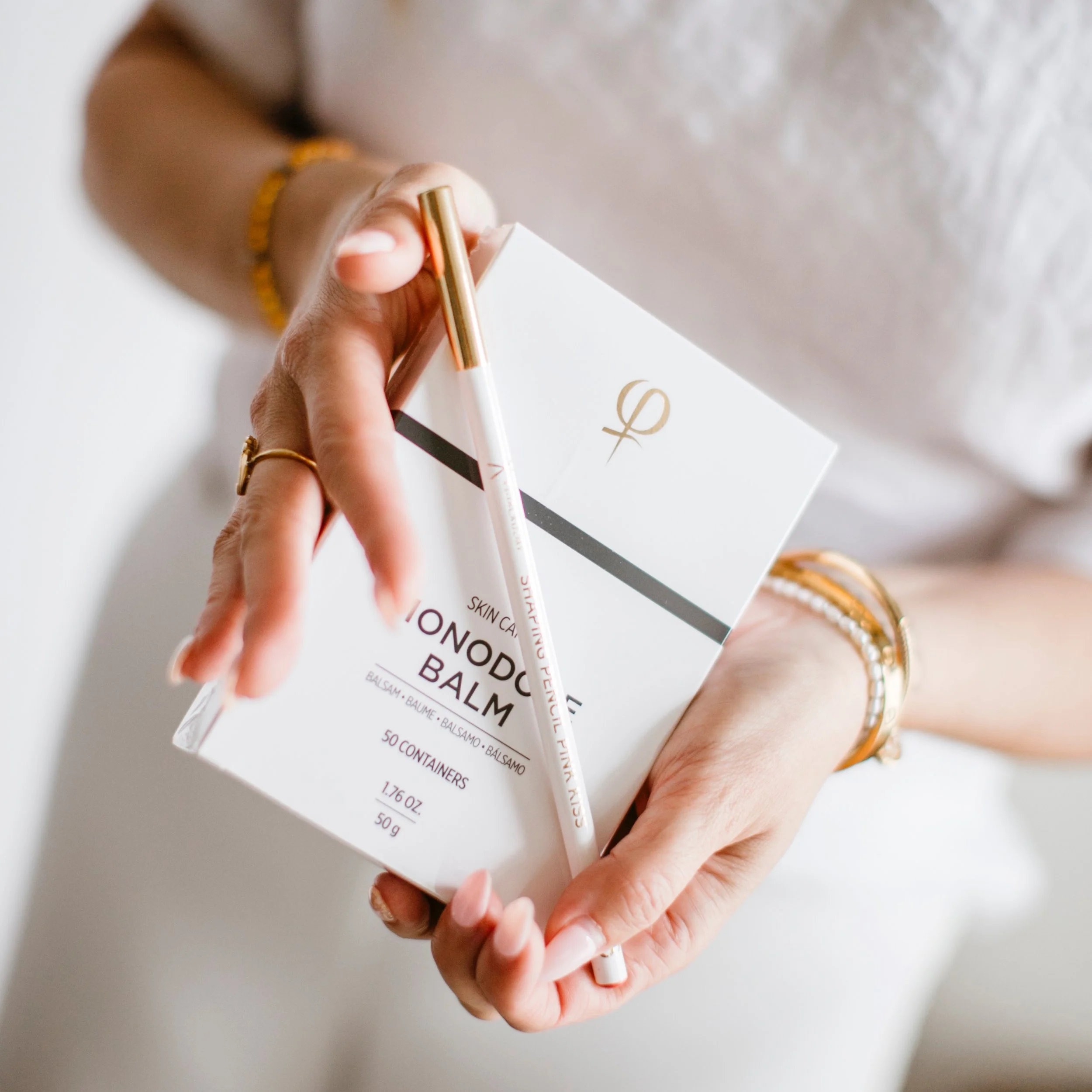 ✨ Quality matters &mdash; which is why I choose to work with premium Phi products in every treatment.
I believe beautiful results start with high-quality pigments, tools, and products that are trusted worldwide. Phi products are known for their innov