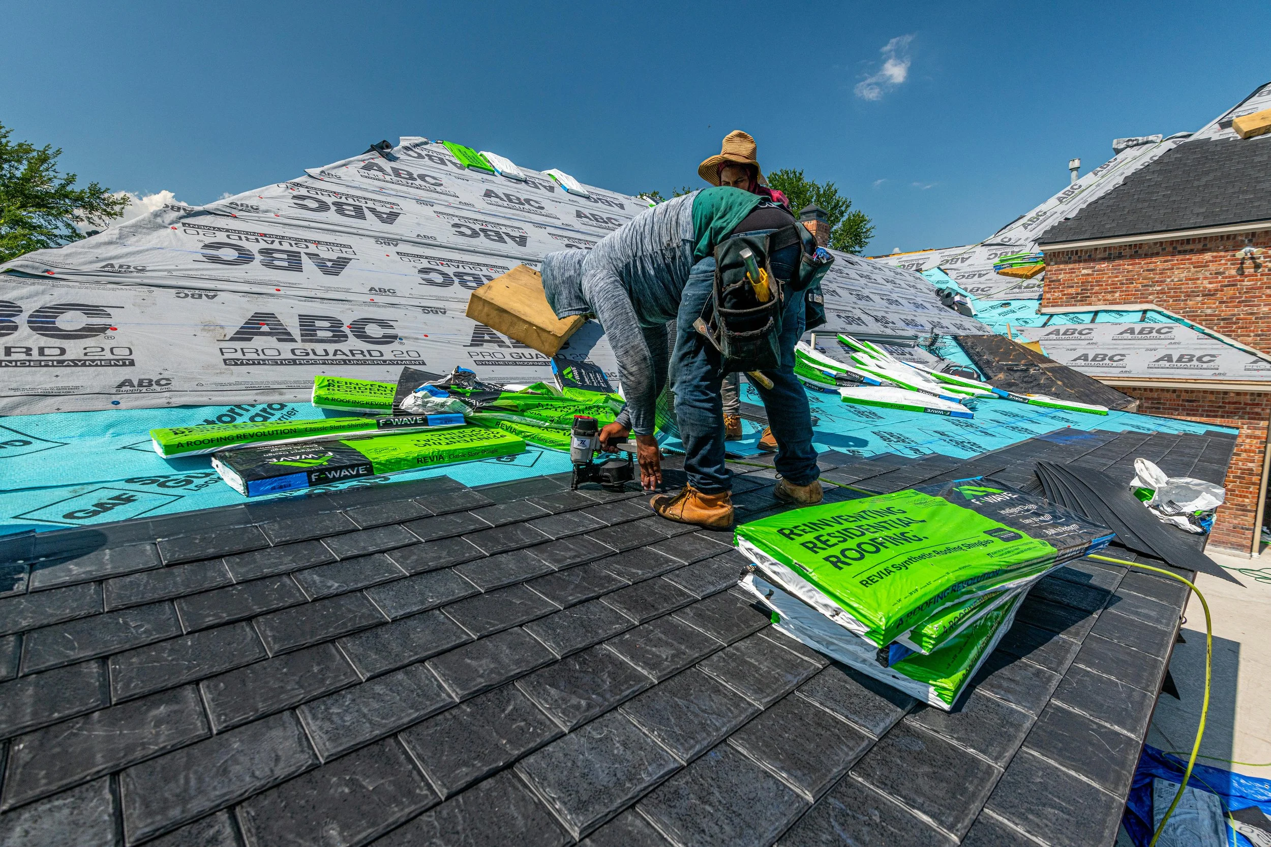 Roofing 2.jpg