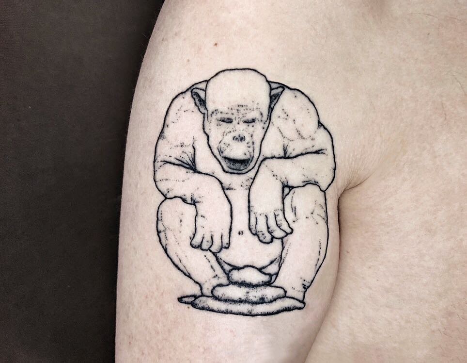 Healed naked chimp is naked! :) 🦍
.
.
.
.
.
.
#contemporarytattooing #blkttt #trashtattoo #ignorant_tattoos #ignorantstyle #ignorantland  #хоумтату #ttt #ta2 #homemadetattoo #linework #ttism #tattoo #tattoos #tatuering #tatueringar #ink