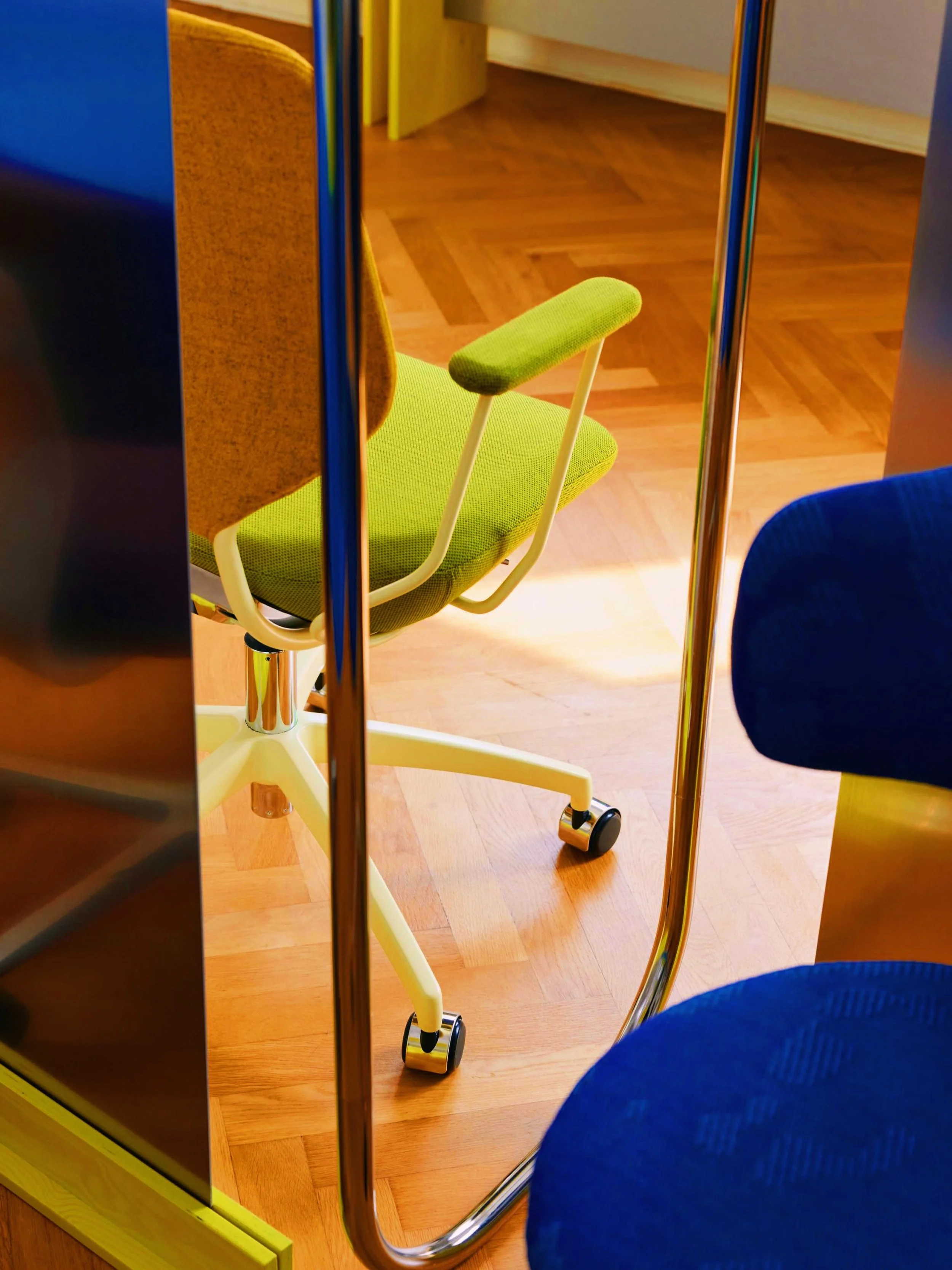 New sign up: Savo has joined Arkad Furniture Festival!

Since 1945, Savo has been designing the way people sit, creating a design legacy that spans generations. Throughout its history, Savo has shaped how people experience the workplace - not just by