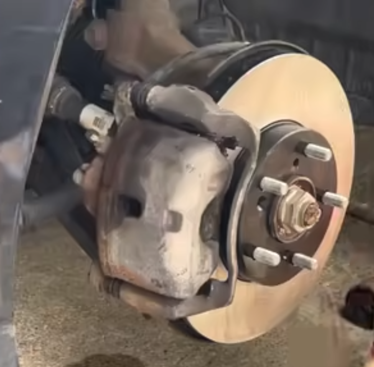 Moat Mobile Brakes Replacing Pad And Rotors In Vinings Georgia