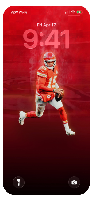 Download Patrick Mahomes Kansas City Chiefs OLED High Contrast Lock Screen Wallpaper