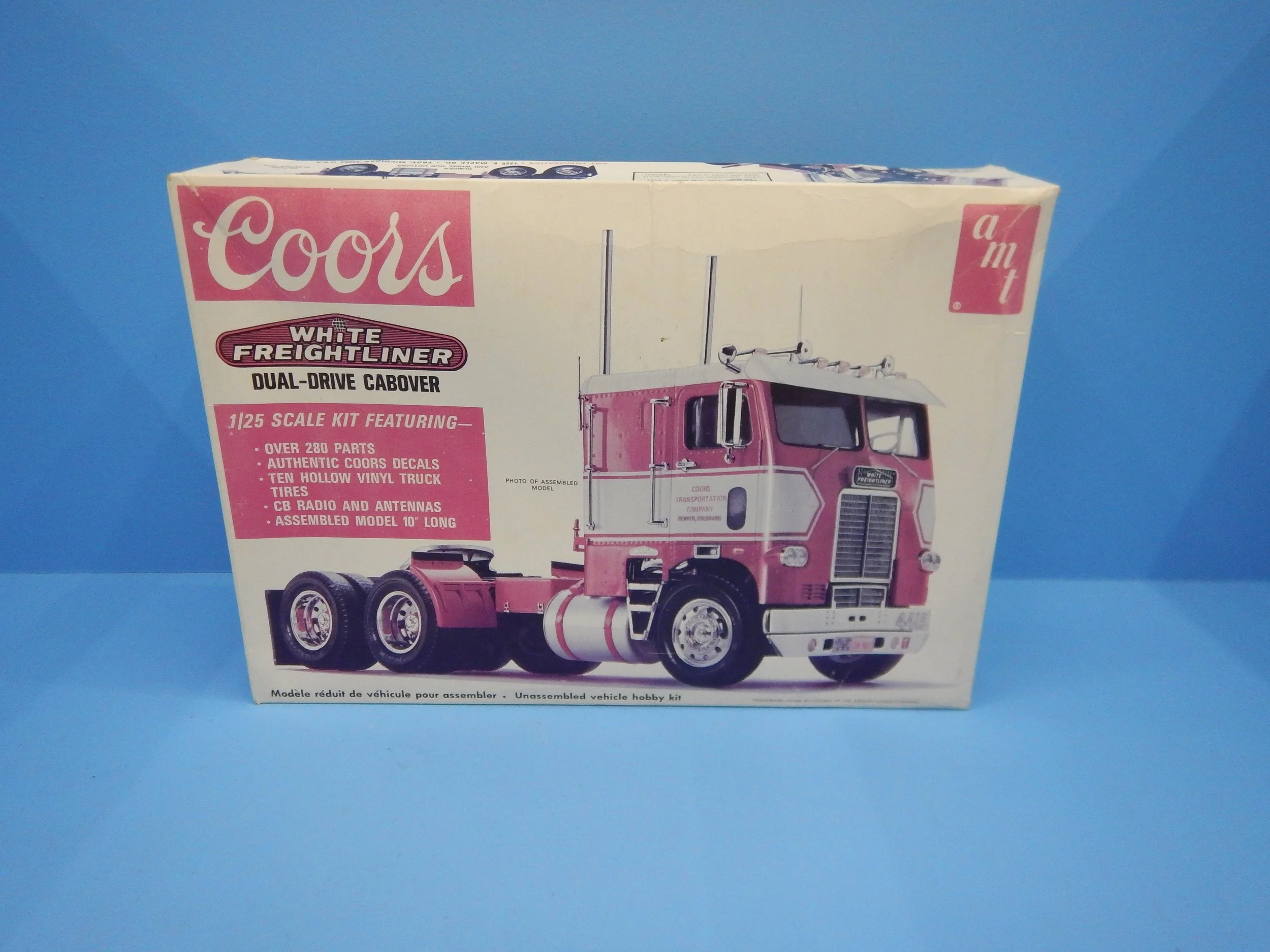 WHITE FREIGHTLINER DUAL DRIVE (COORS), 5105OBTS