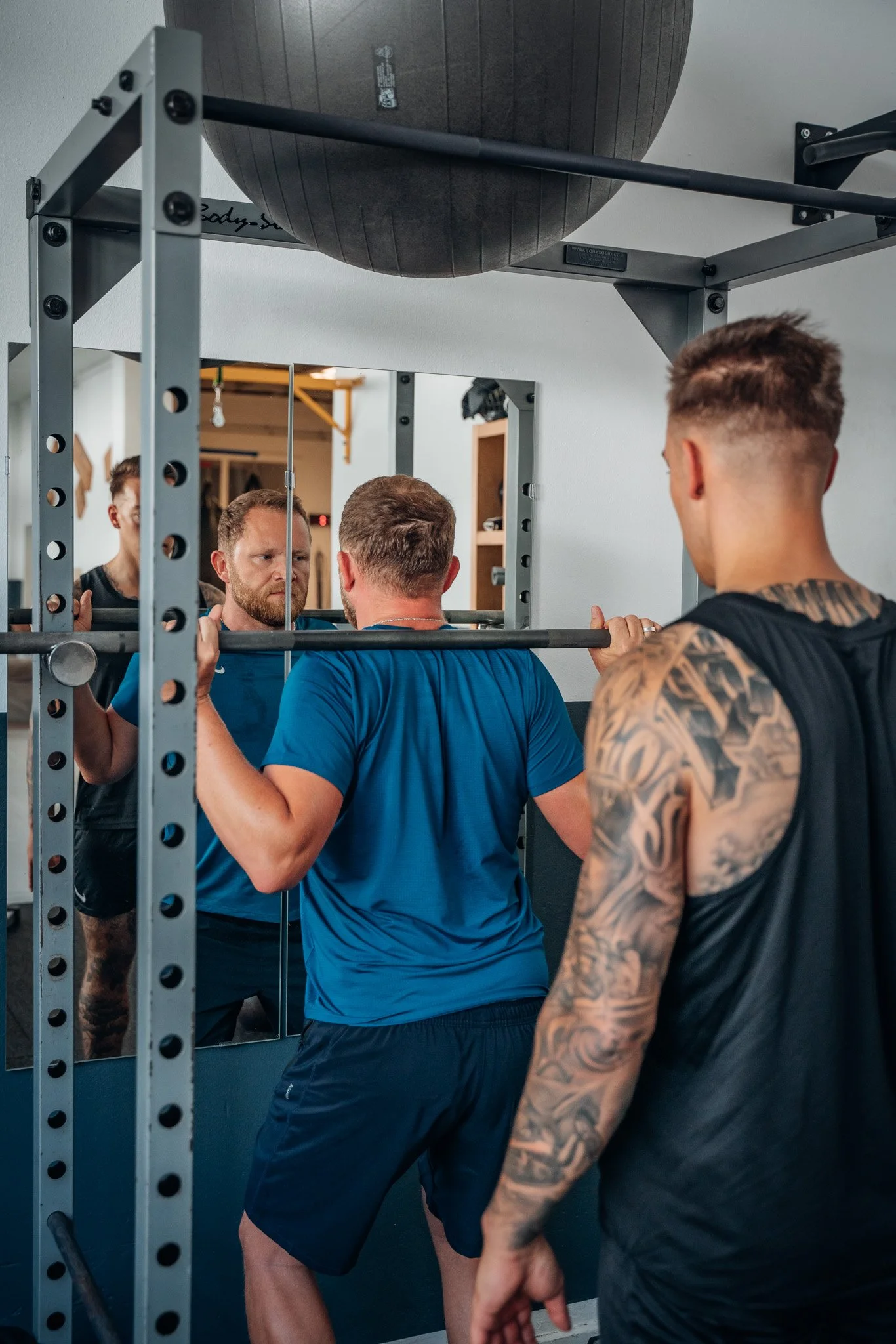 Firmenfitness. Online Coaching Gewichtsreduktion. Personaltraining Mannheim. Personaltraining Heidelberg. Online Coaching Fitness.  JONSLAND TRNG. JONSLAND COACHING. Ernährungsberatung. Experte Gewichtsreduktion. Coaching Diät. Coaching Abnehmen.