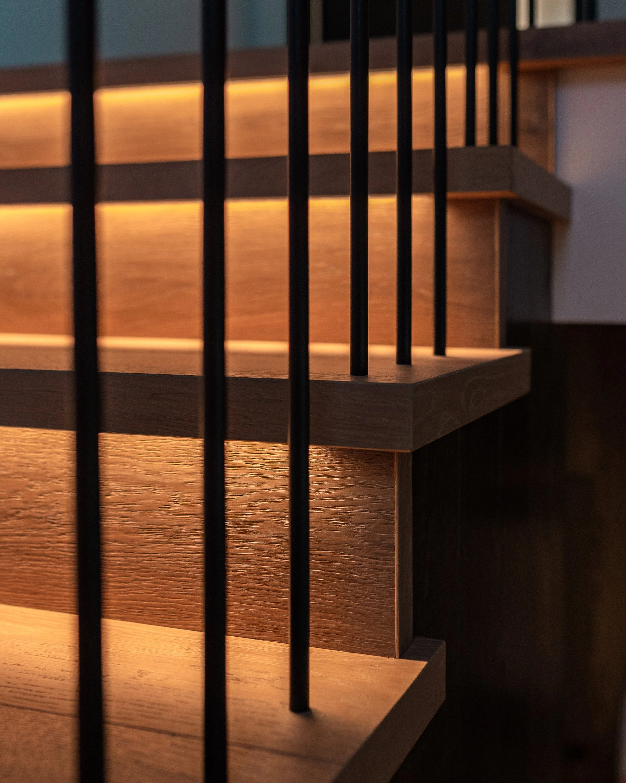 best stair company in Nelson, Custom staircases, hardwood stairs, professional stair company