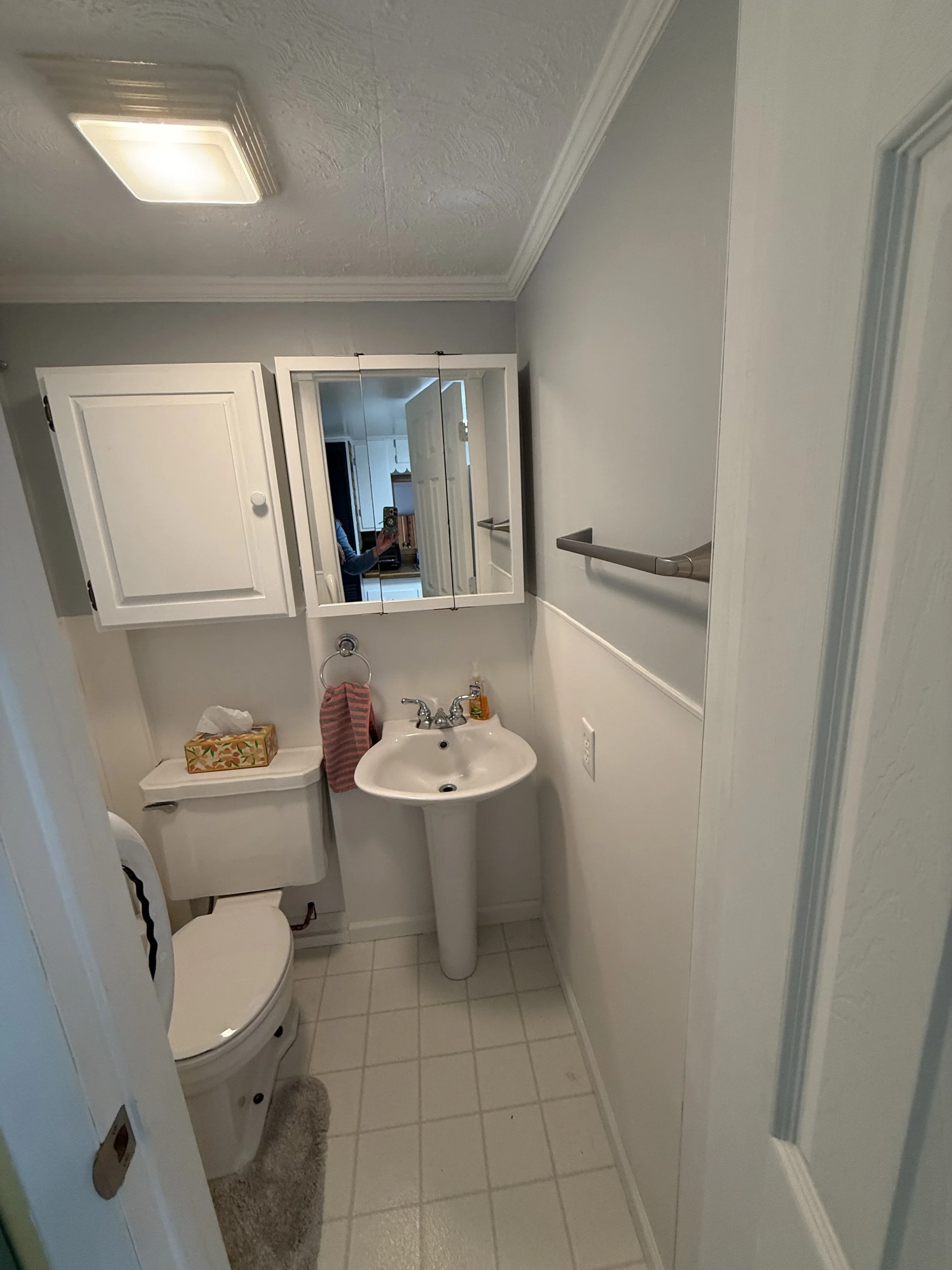 2nd Bathroom