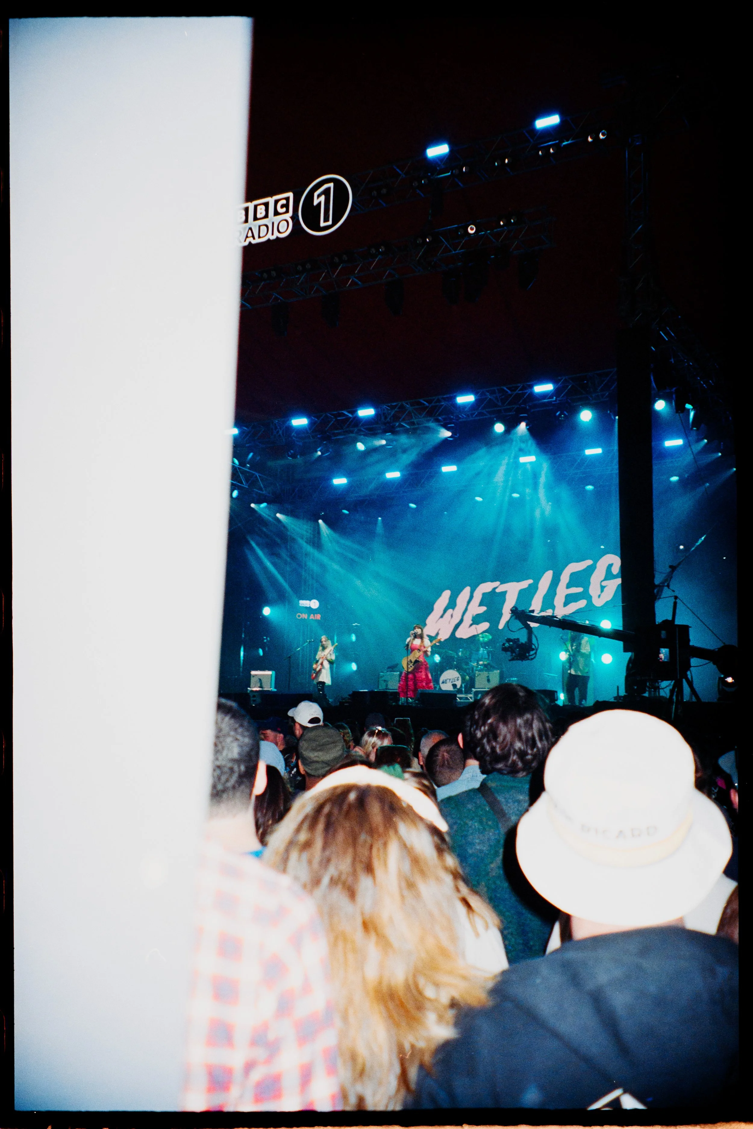 gig wet leg film 35mm photography