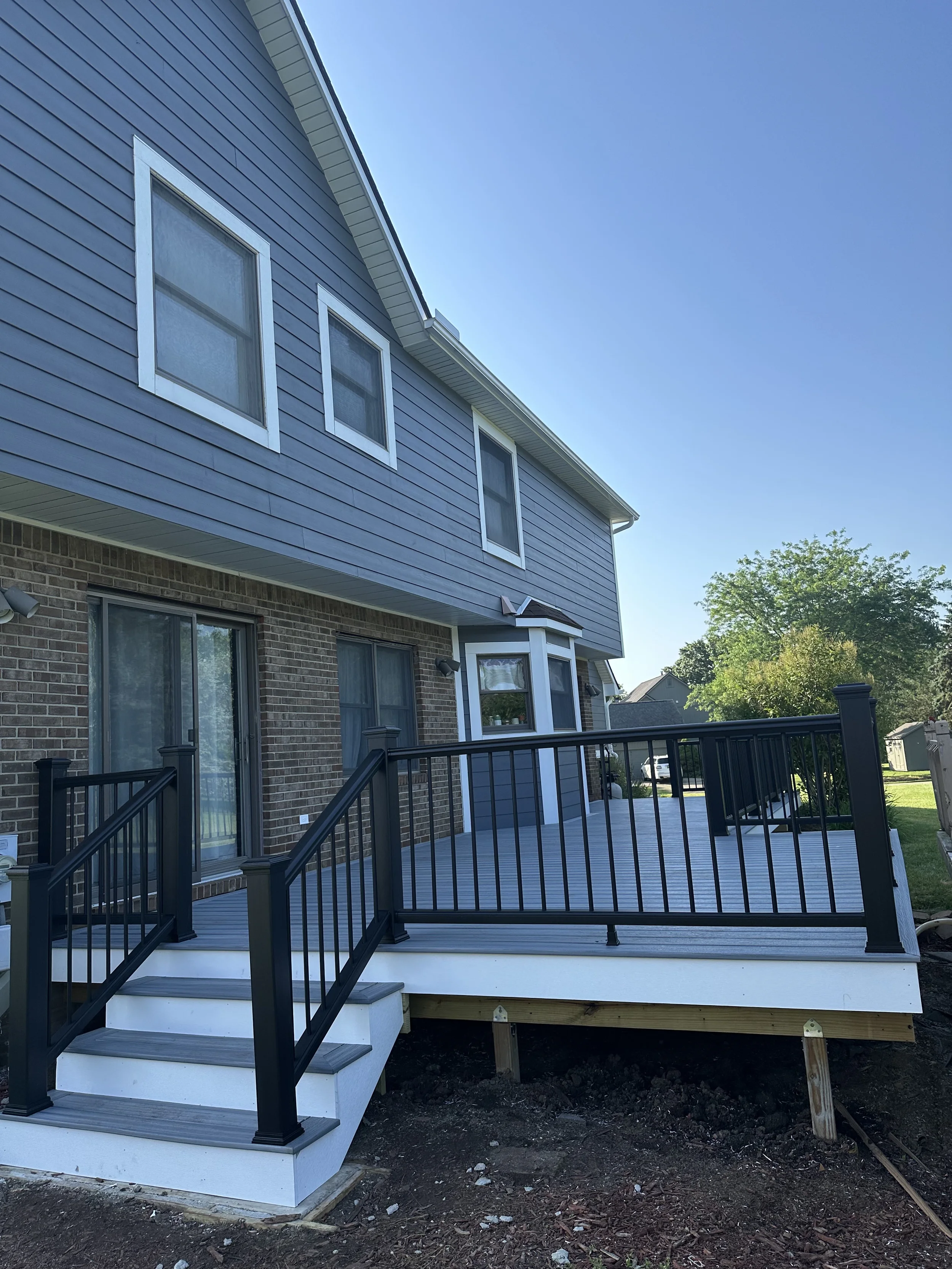 Custom Deck Michigan Upclose