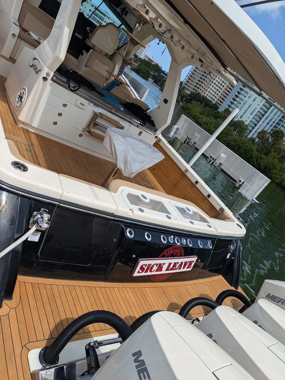 Scout 530 LXF Miami "Sick Leave"