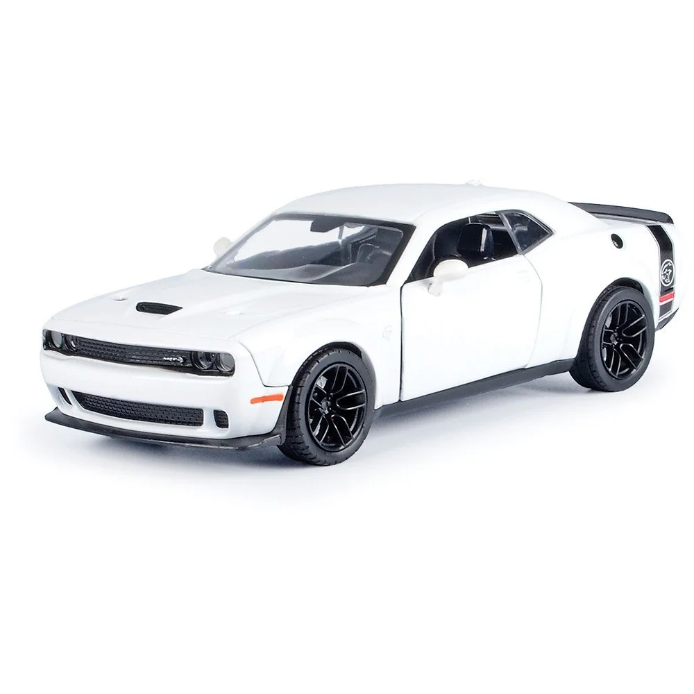 2018 Dodge Challenger 1/24 Scale White