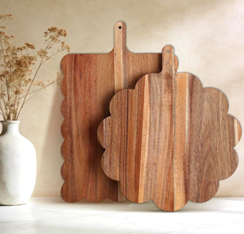 acacia wood cutting board.png