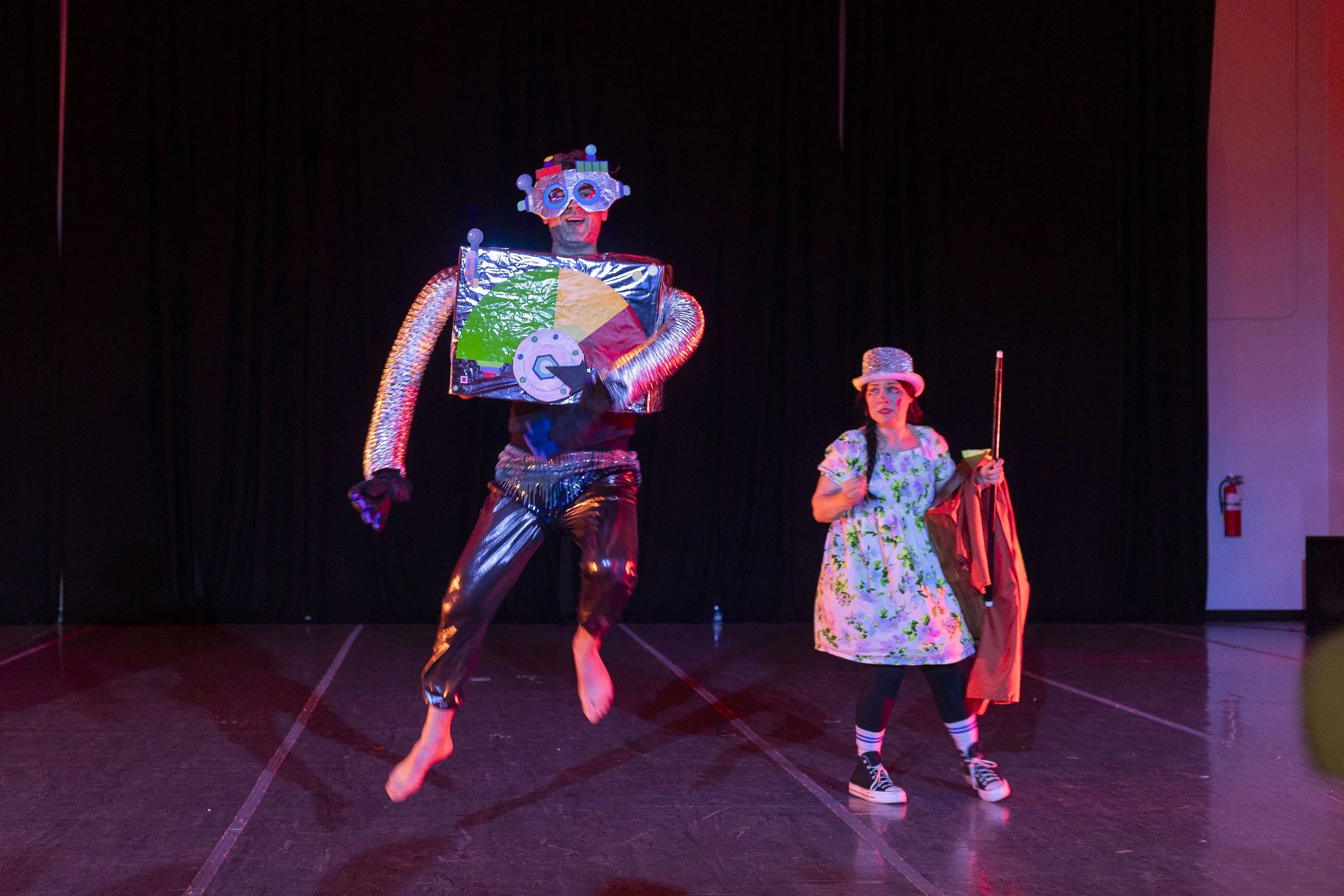 Ian Noble and Peaches Hinks perform at RECITAL. 