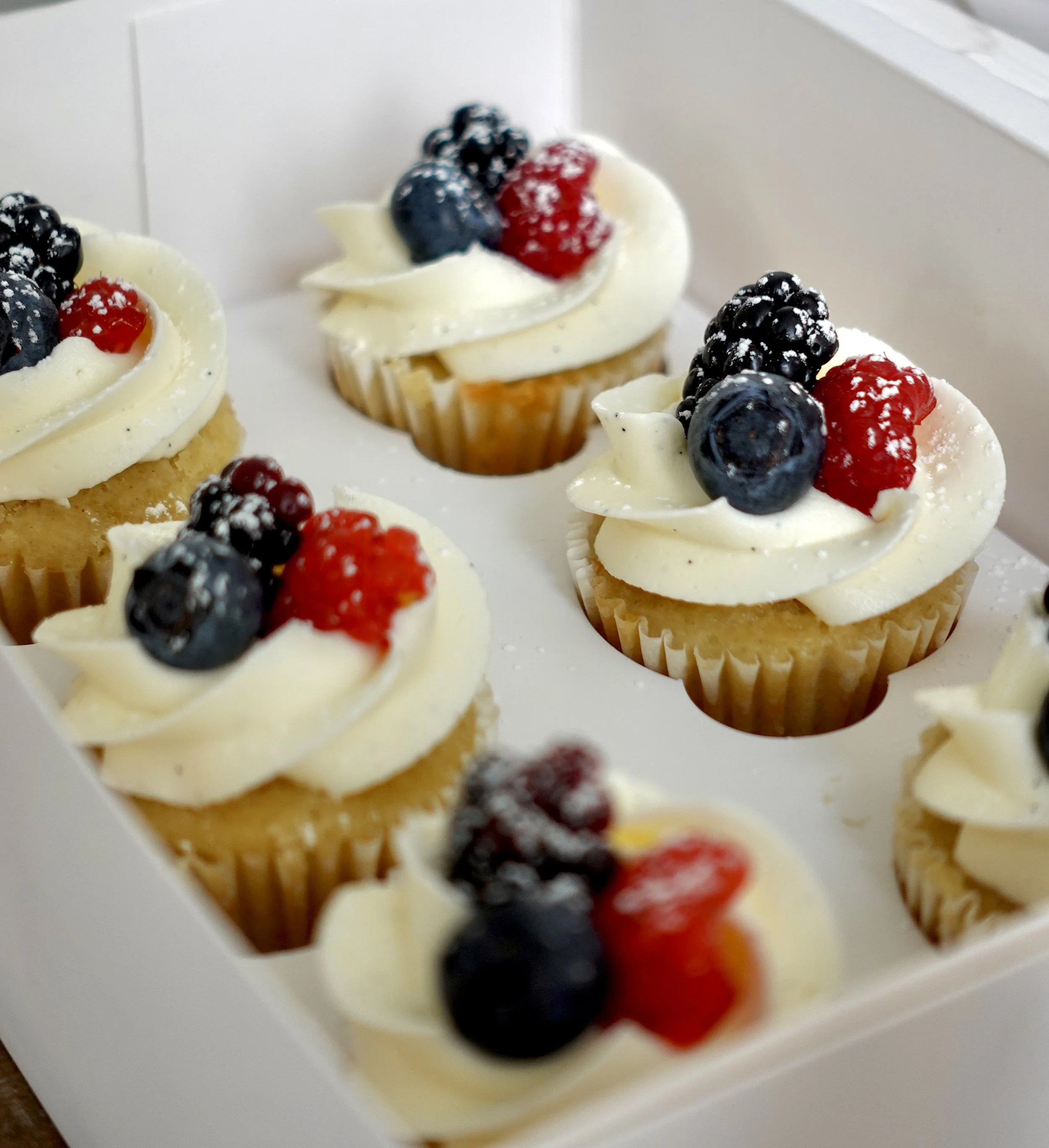 Berry Chantilly