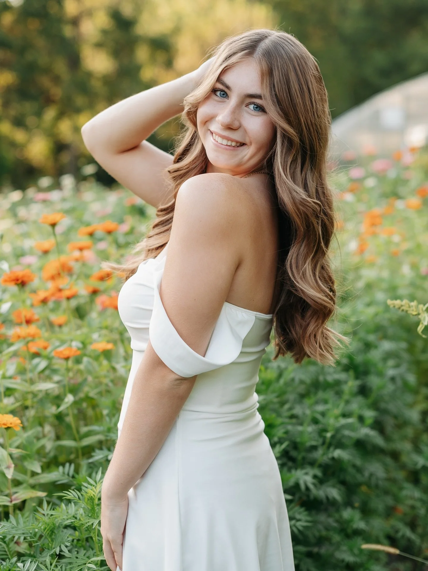 Aubrey ✨ Class of 2026 | it was a beautiful Sunday evening at @terrafarmsandfield capturing this sweet gal. Can&rsquo;t wait to share more from her session!