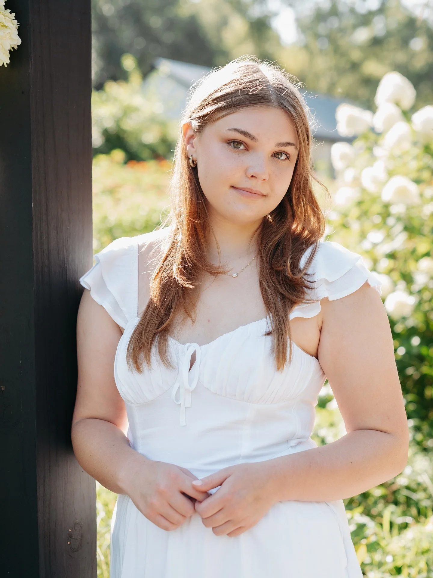 A beautiful morning among the flowers with @lizzierowan_ capturing her senior pictures at Terra Farms and SHS!