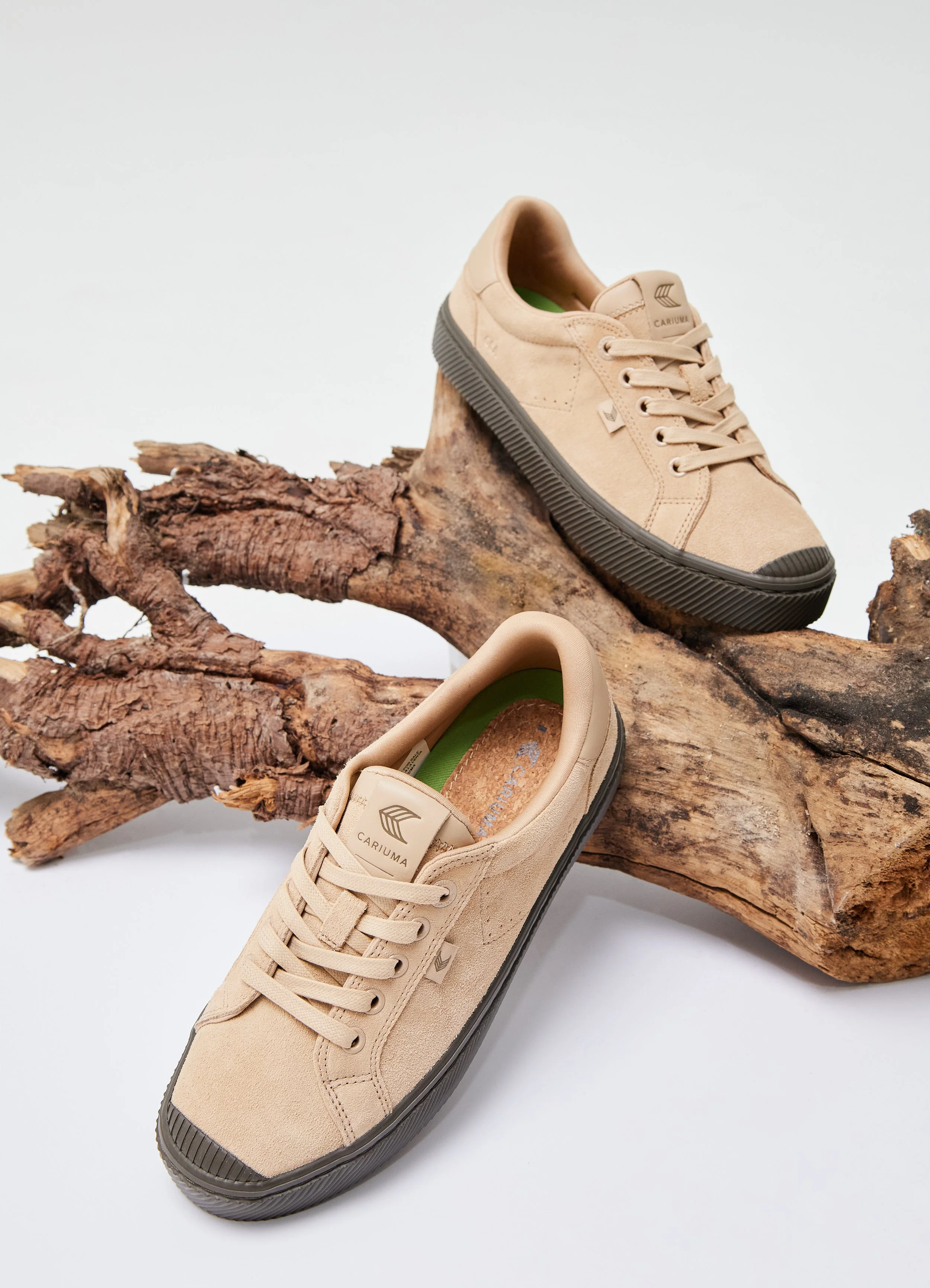 150102N42_OCA 2.0 Suede Desert Taupe_EPG_003.jpg