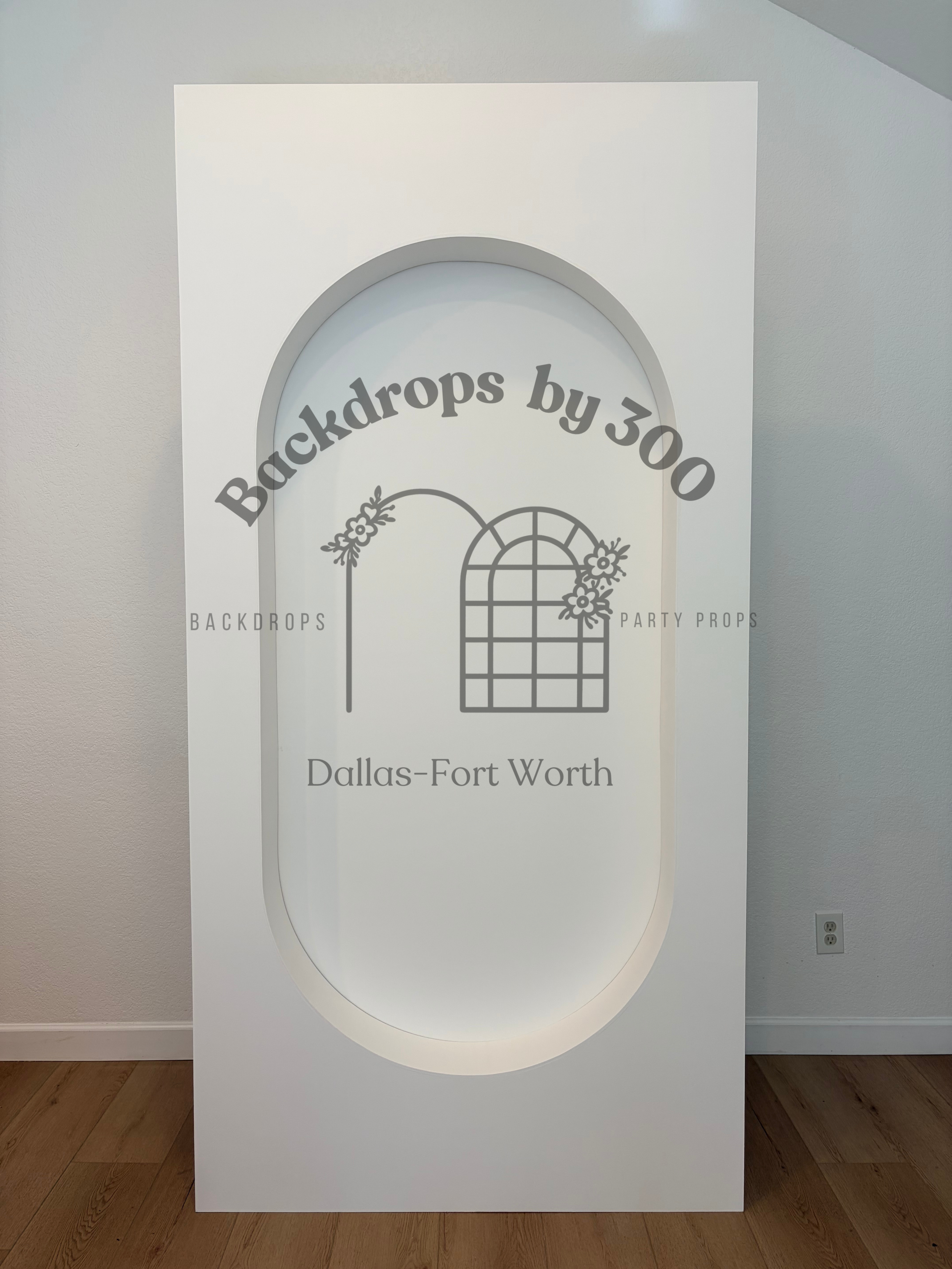 Oval 3D Backdrop | 8ft x 4ft | Painted white |