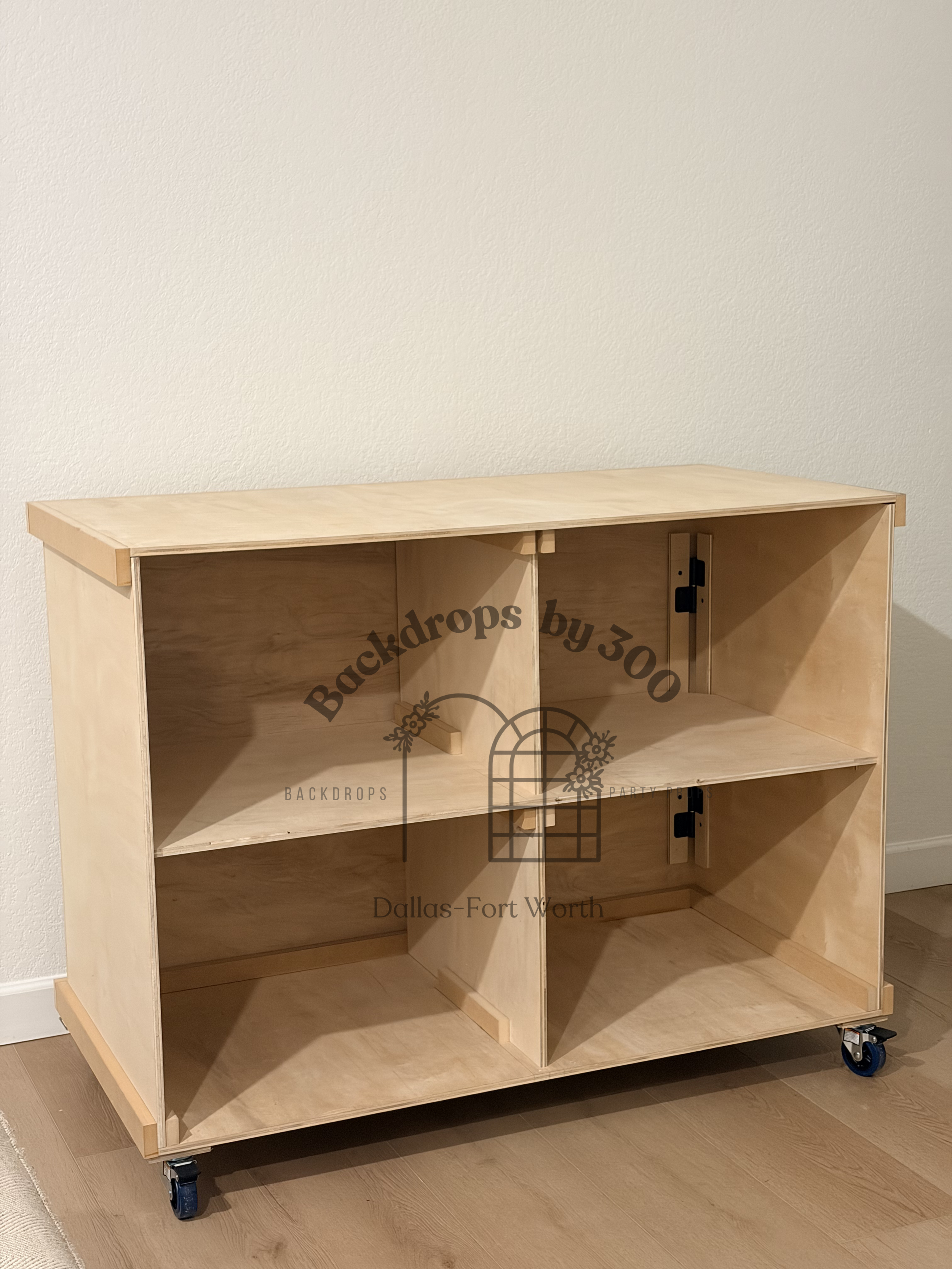 Snack Cart (Back View)
4ft x 3ft x 2ft