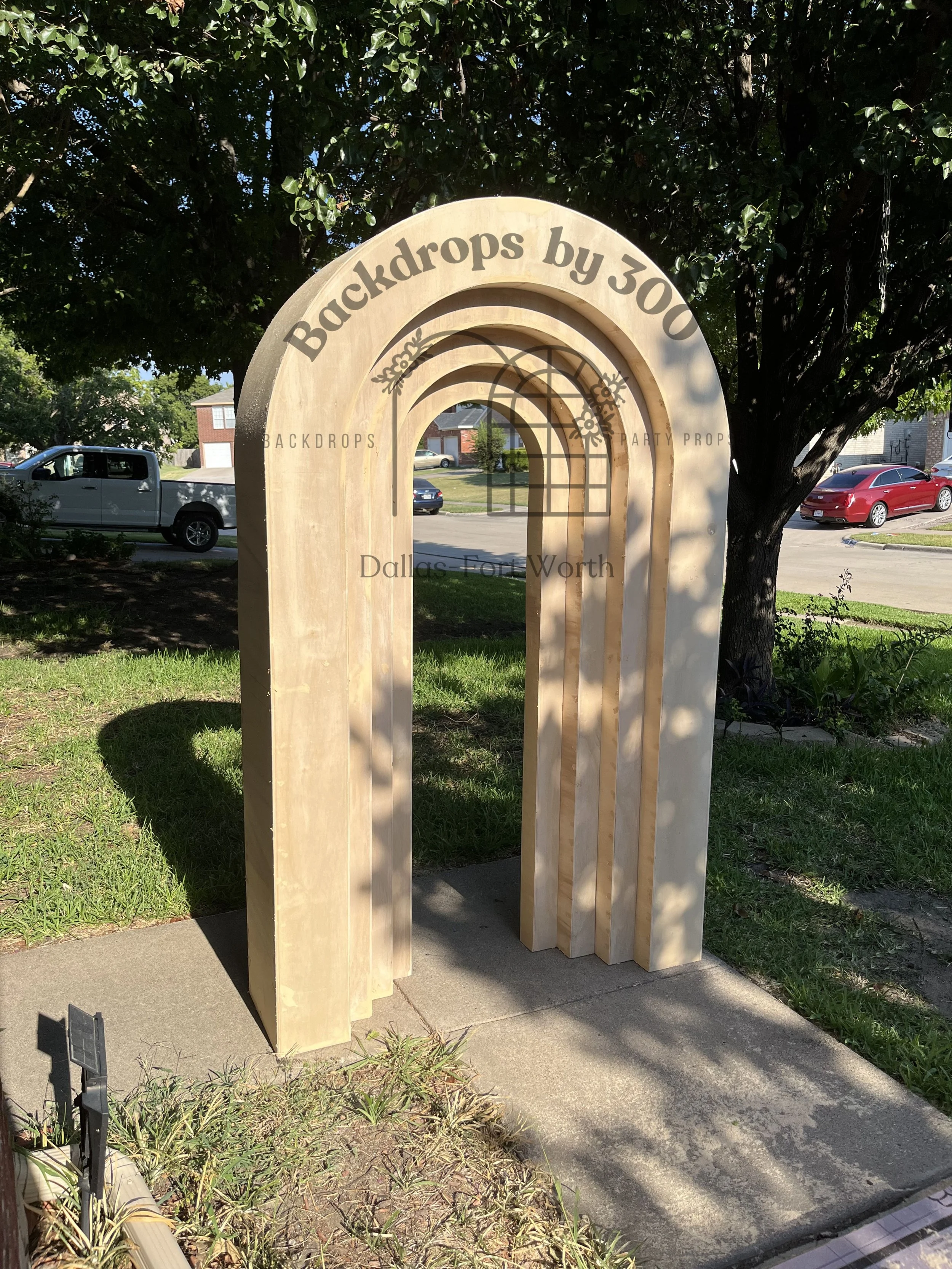 Multi-layered Arch 6.5ft x 4ft