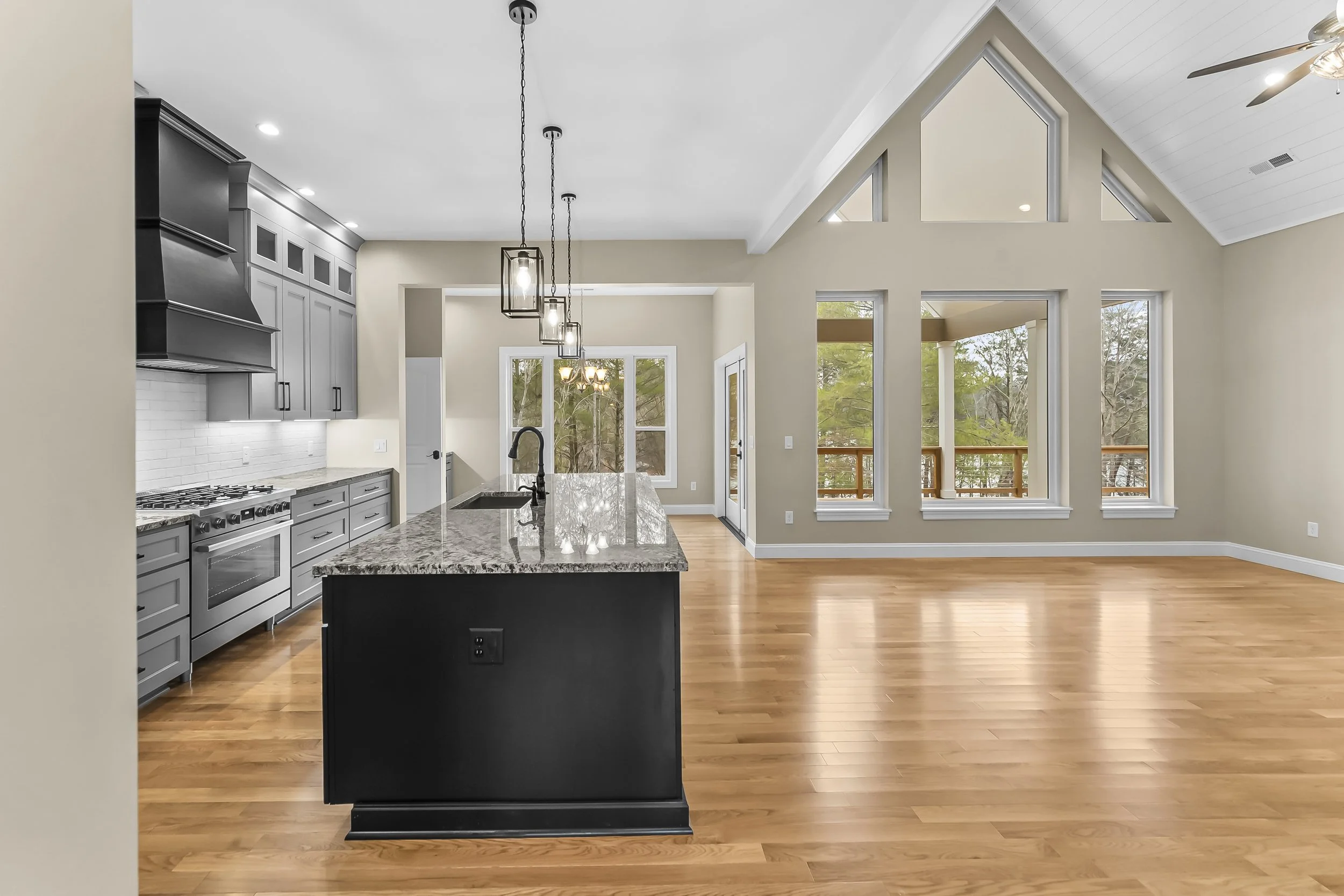 16-5715 leeward lane-10.jpg