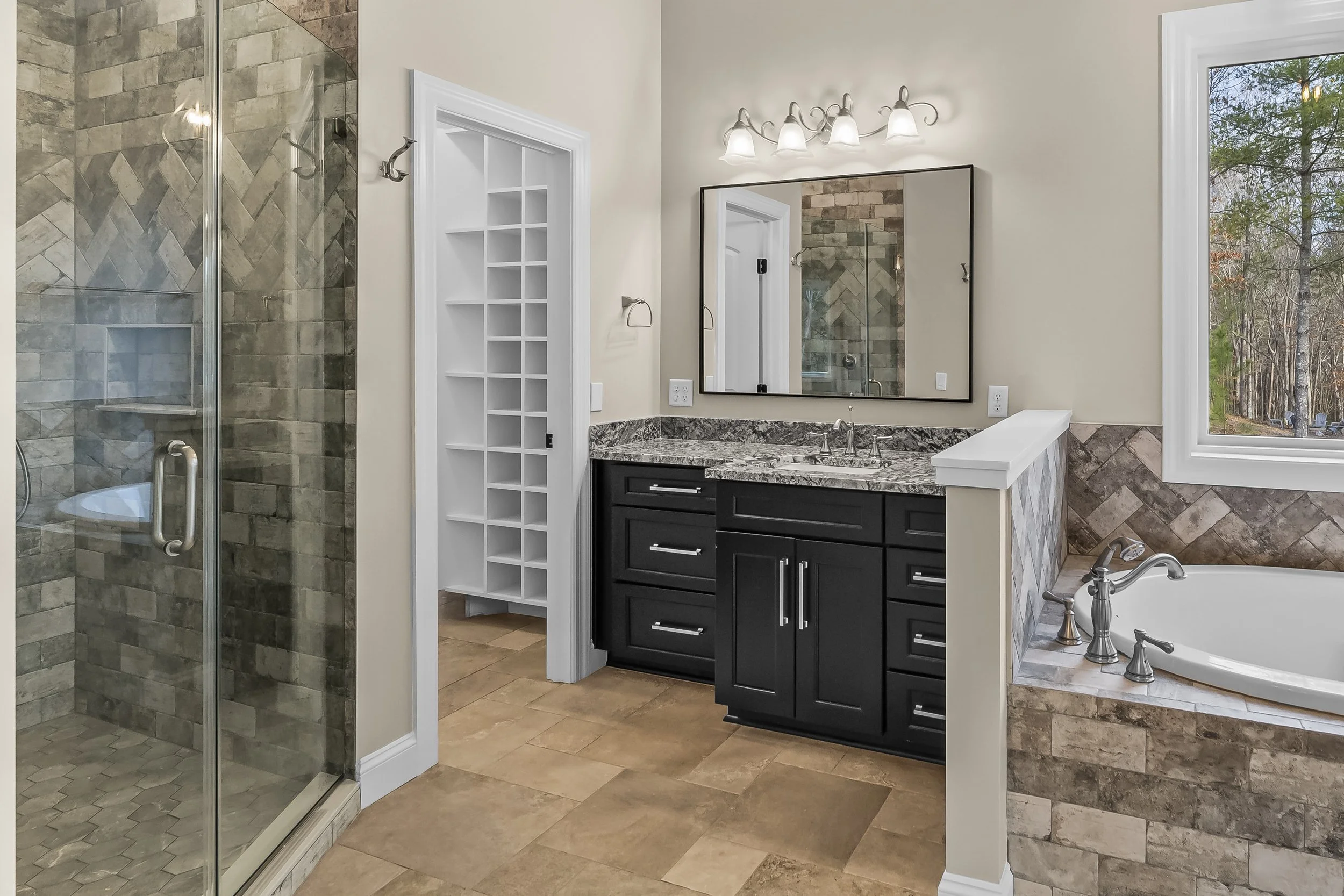34-5715 leeward lane-30.jpg