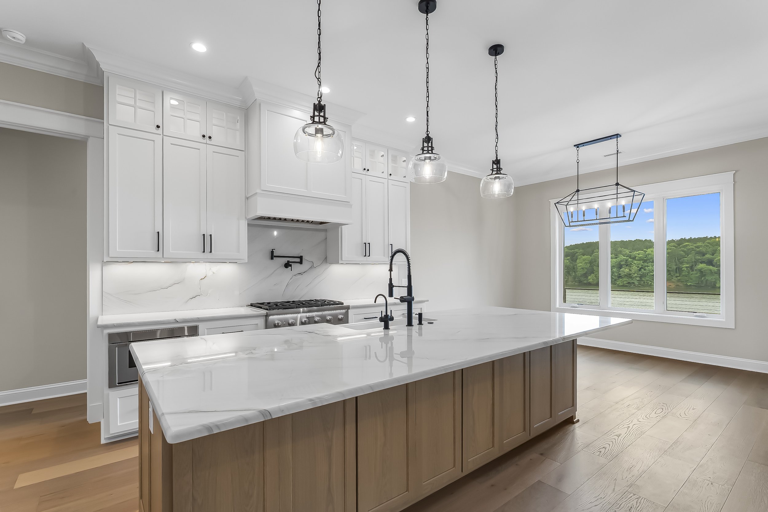 12-138 edgewater-15.jpg