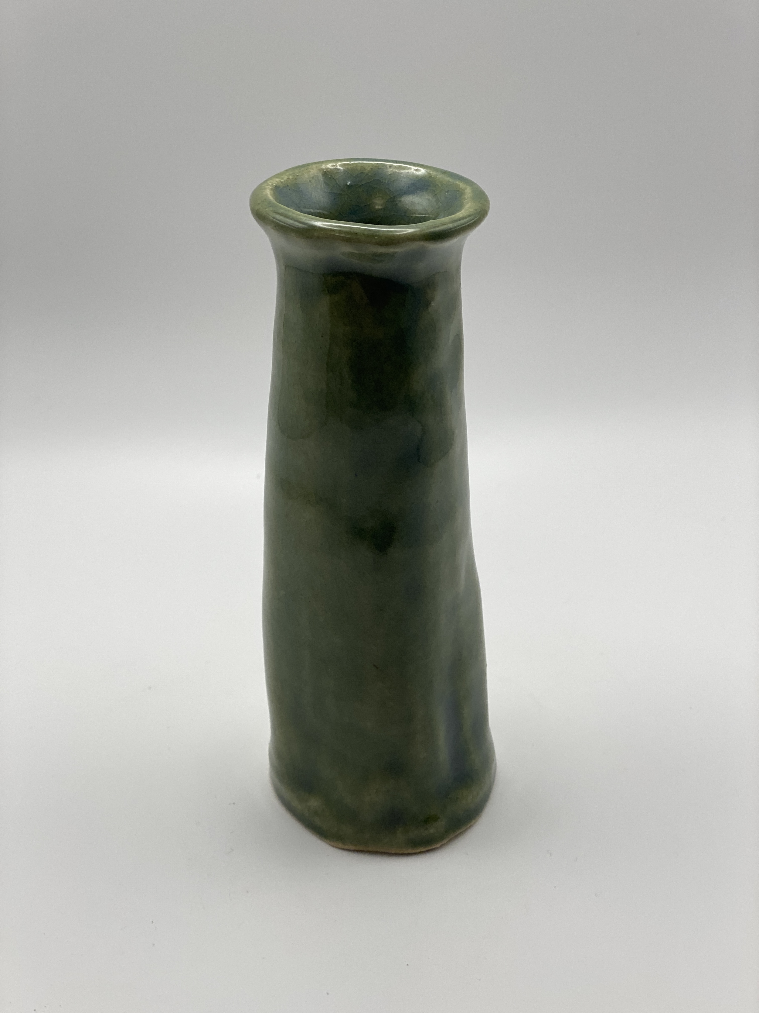 Small Green Vase 2.png