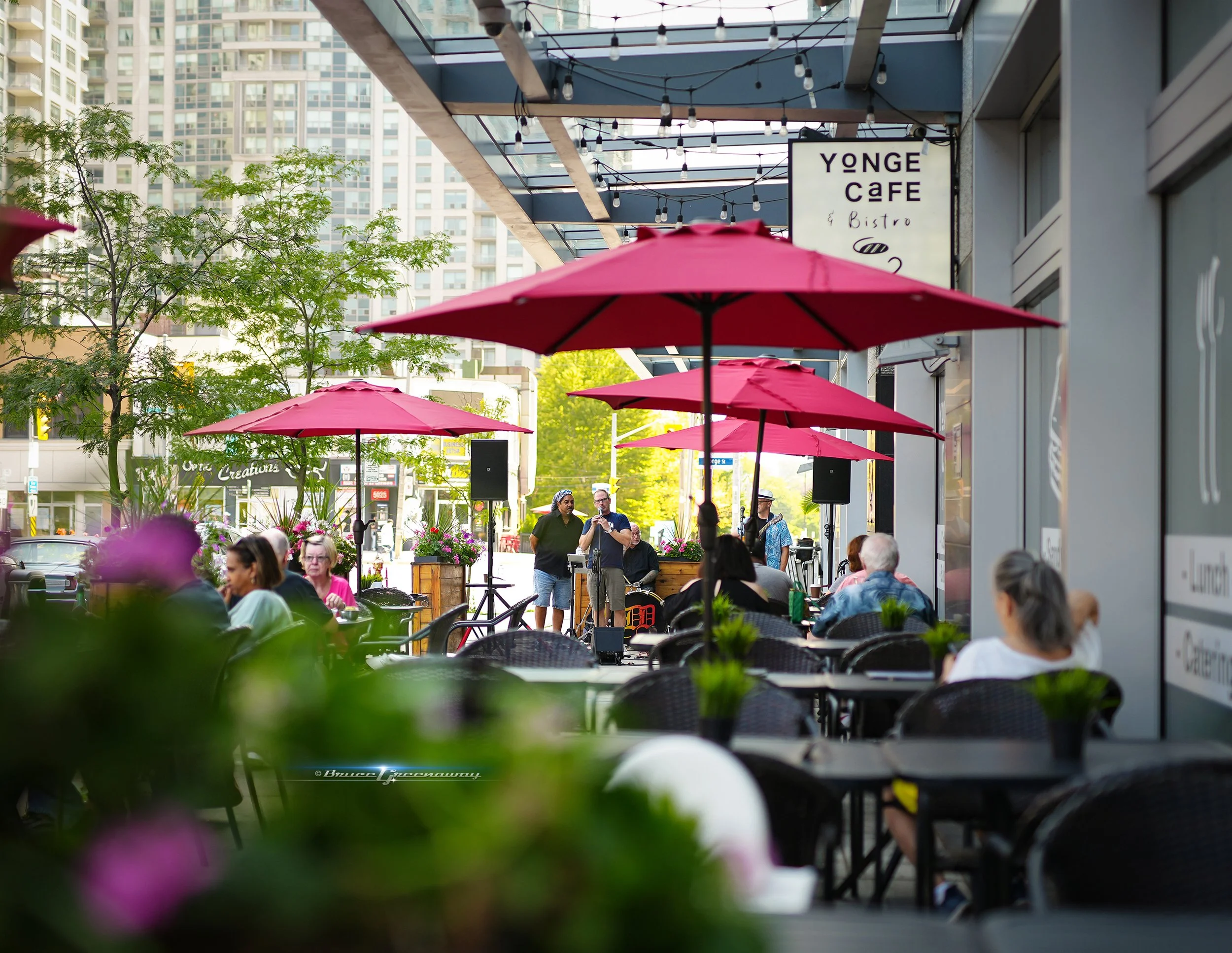 WaylingJames Cafe03.jpg