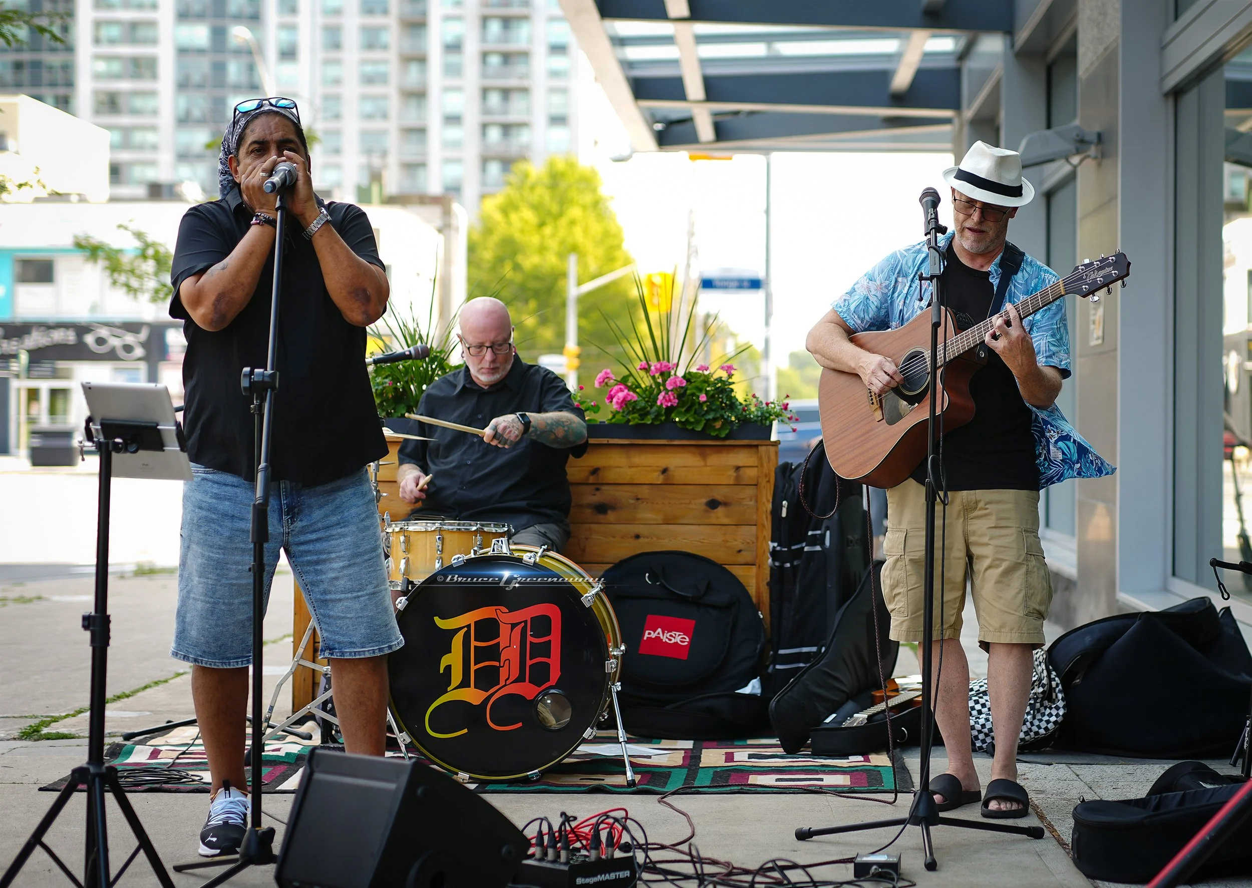 WaylingJames Cafe13.jpg