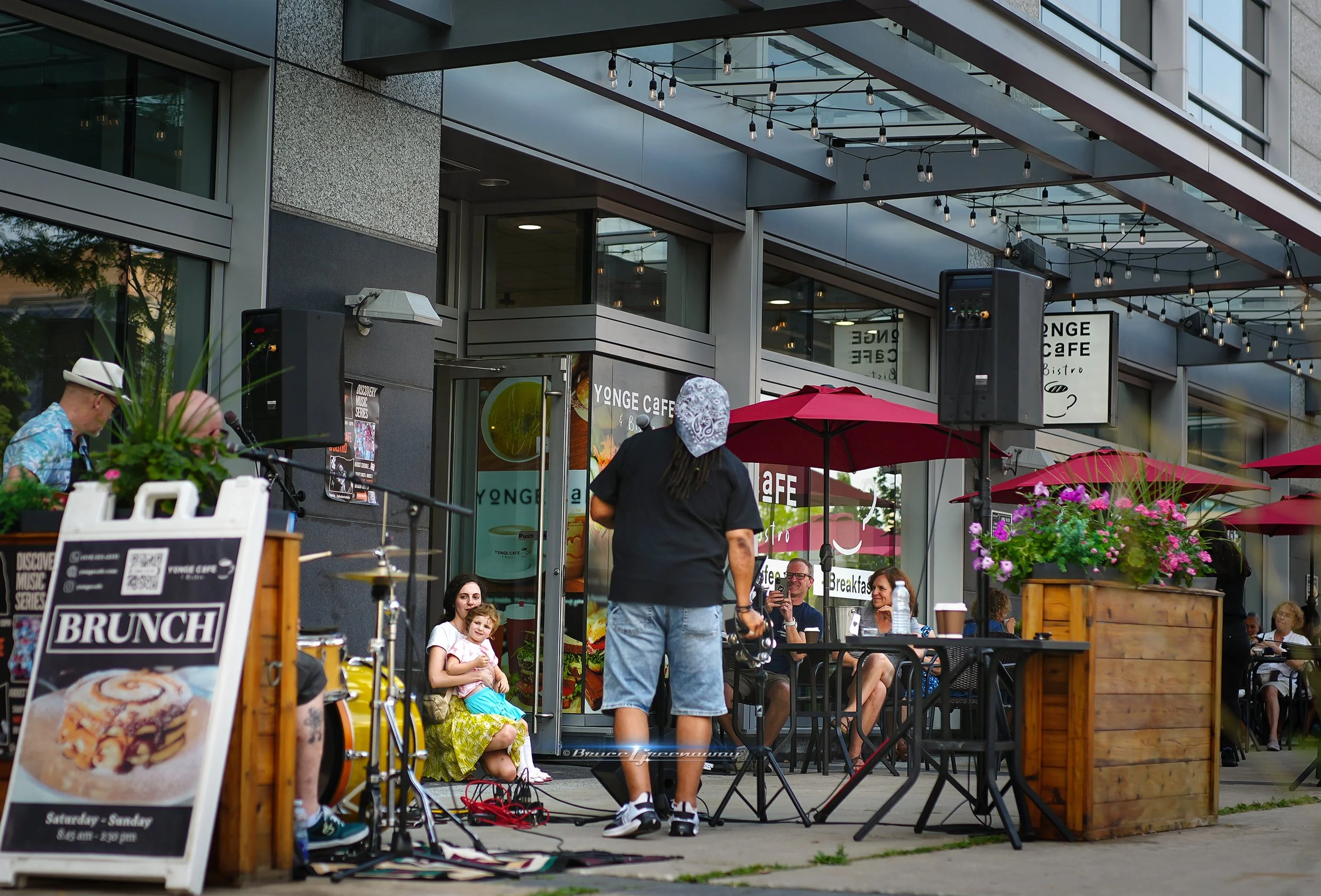 WaylingJames Cafe14.jpg