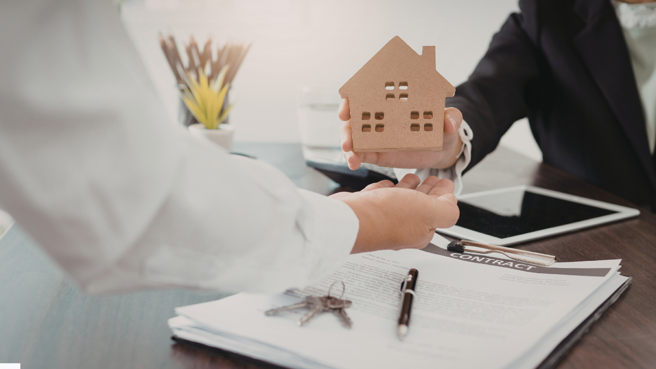 How Do Real Estate Commissions Work in North Carolina?