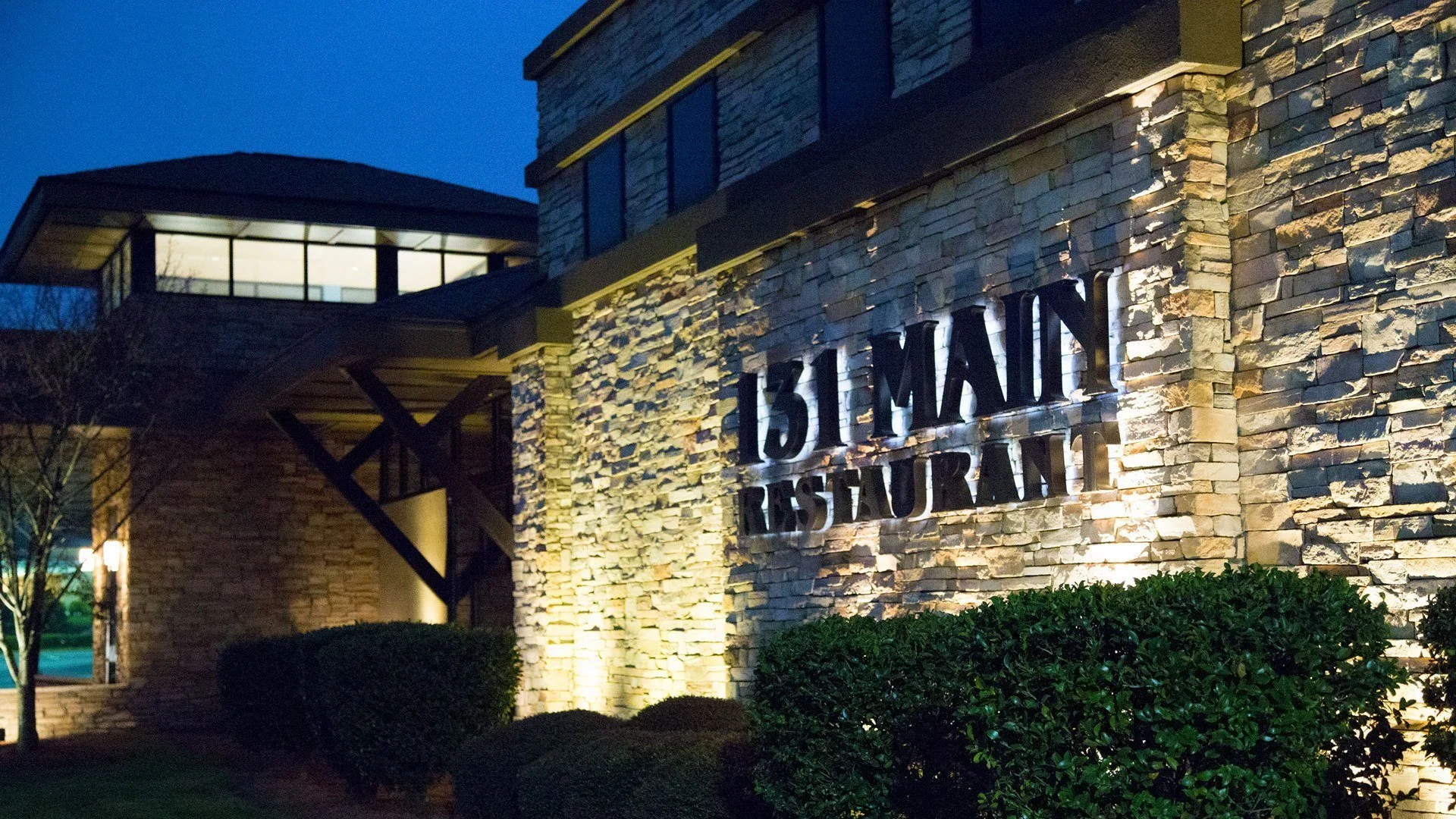 131 MAIN Restaurant.jpg