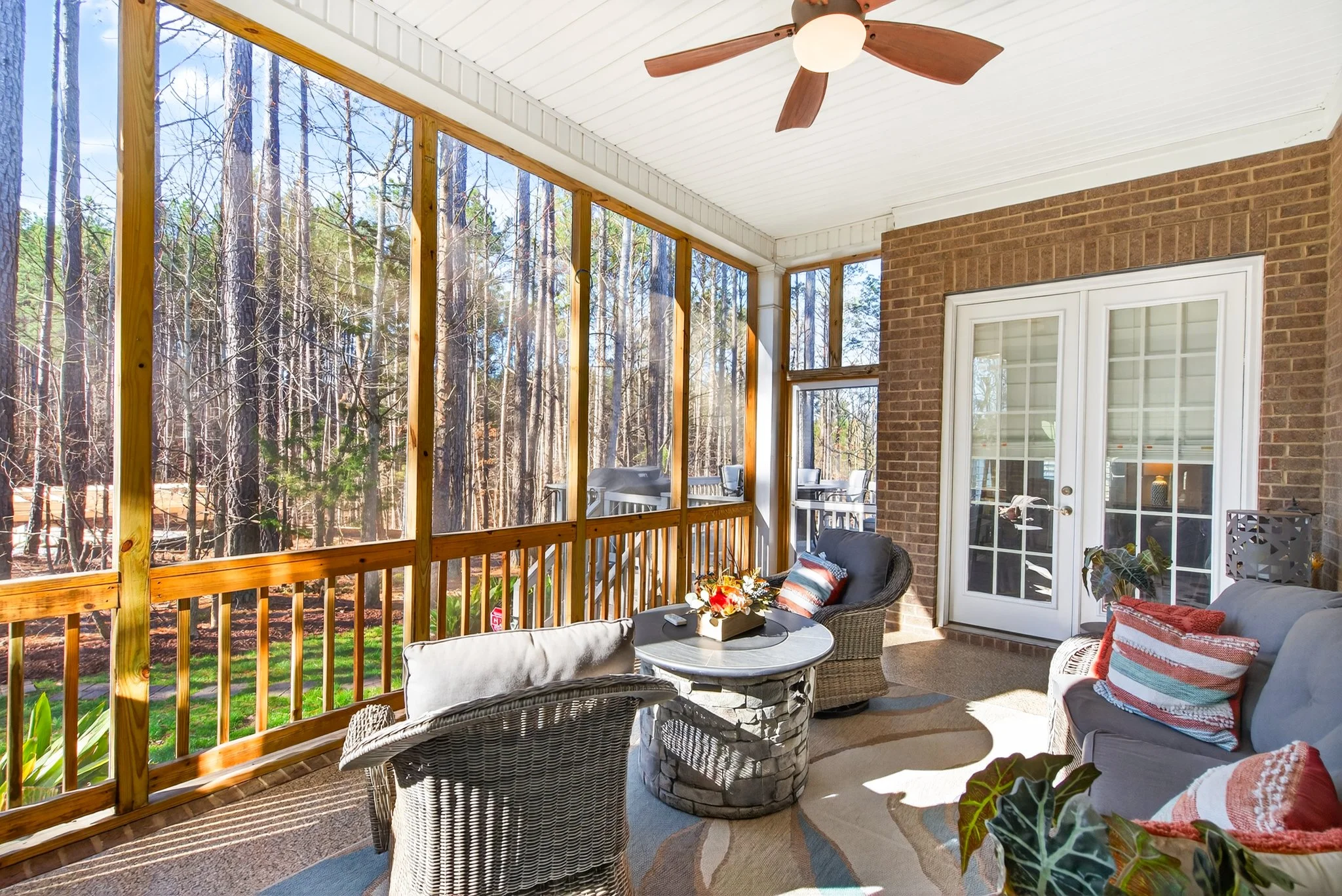 407 Blue Bay Ct edited-234.jpg