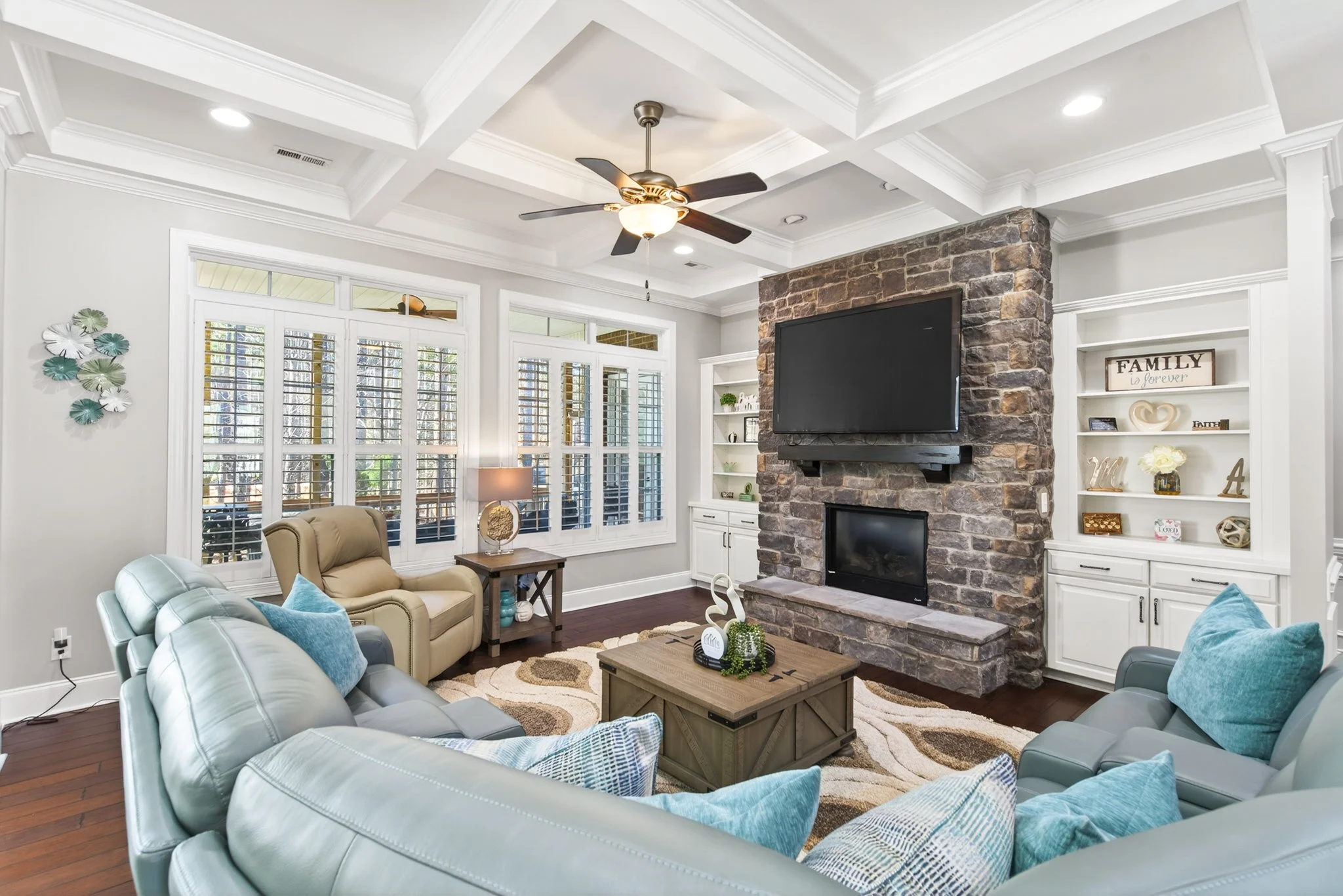 407 Blue Bay Ct edited-214.jpg