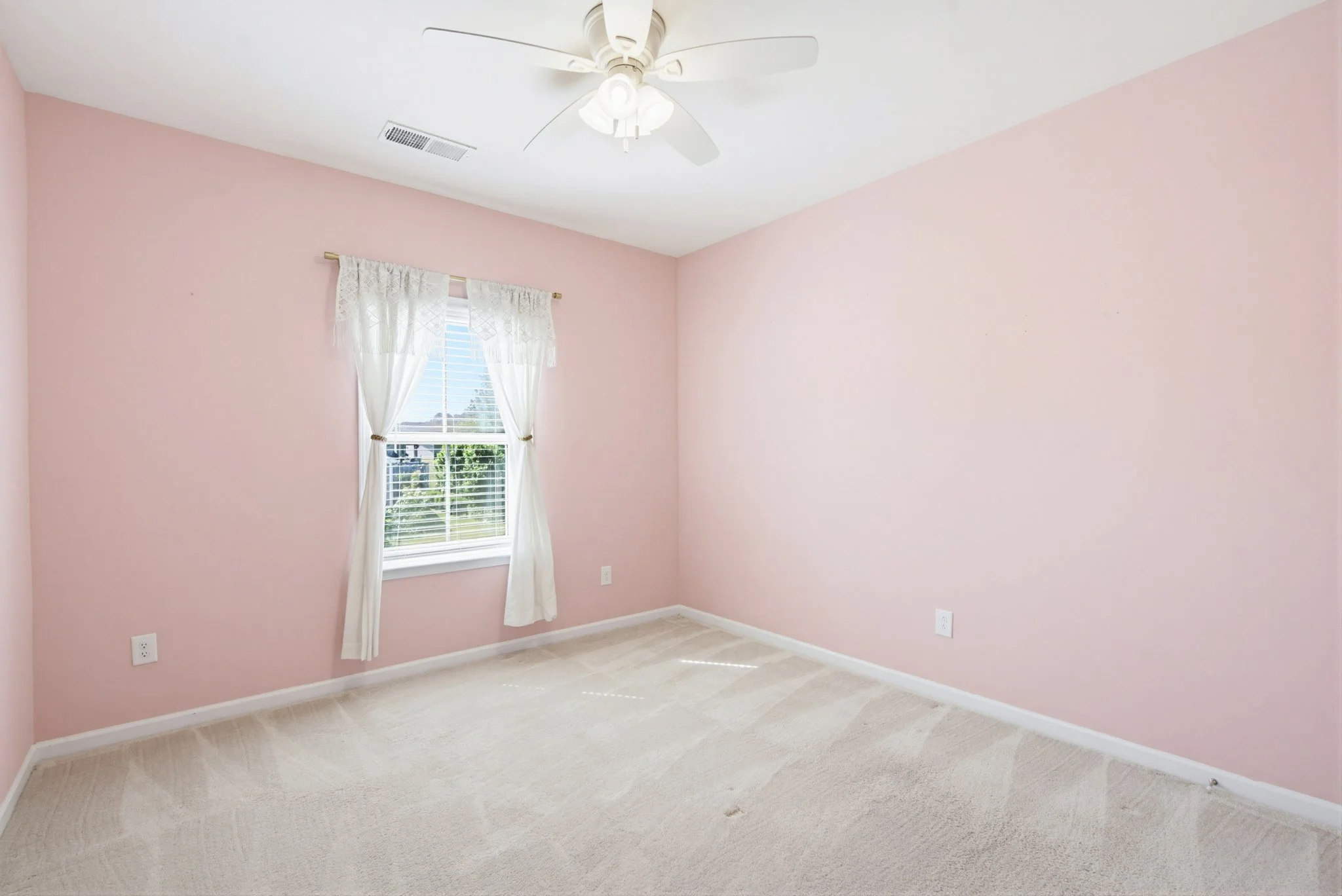 4415 Hunton Dale Road NW-125.jpg