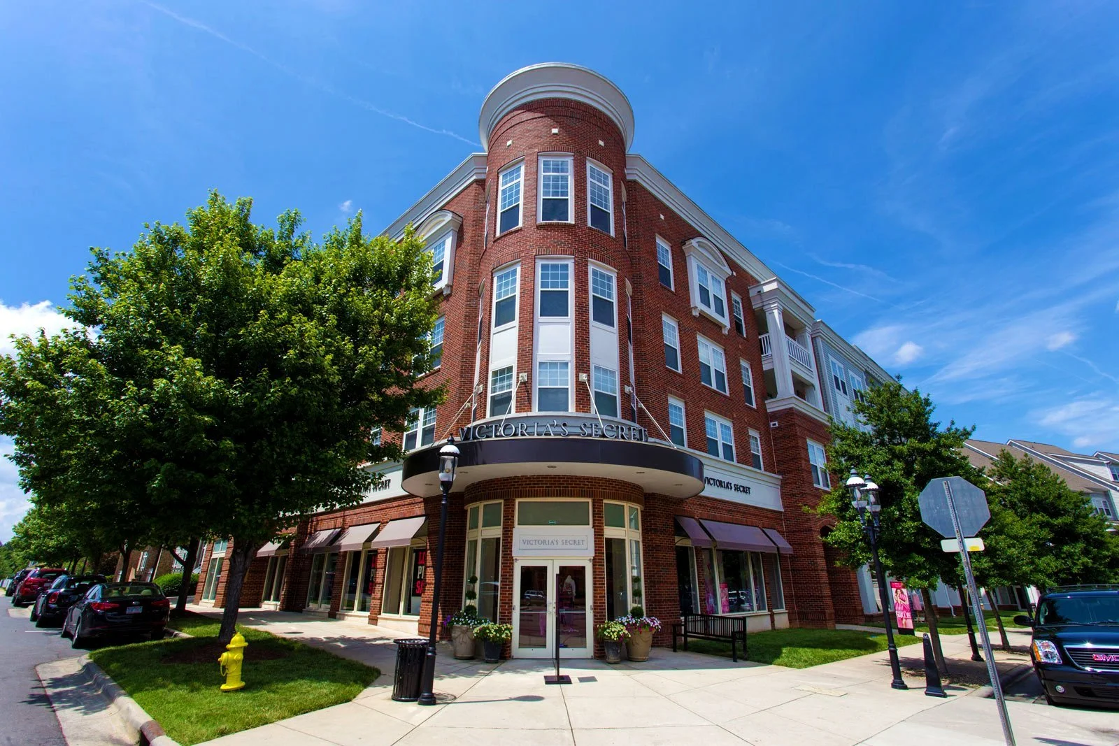 Birkdale Village.jpg